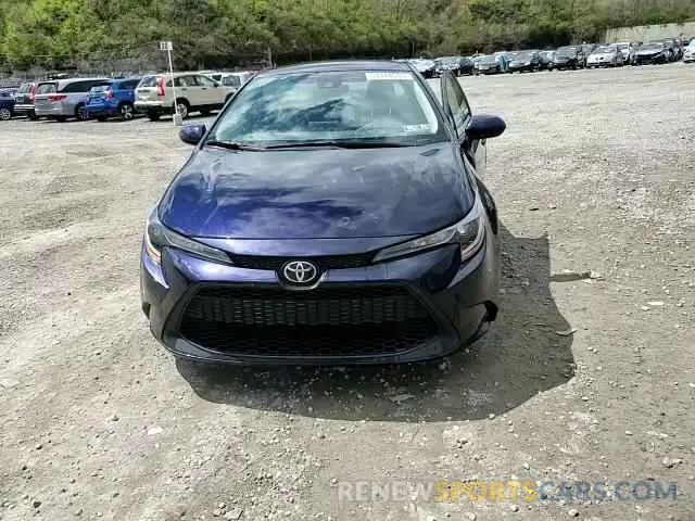 13 Photograph of a damaged car 5YFEPMAE7NP298501 TOYOTA COROLLA 2022