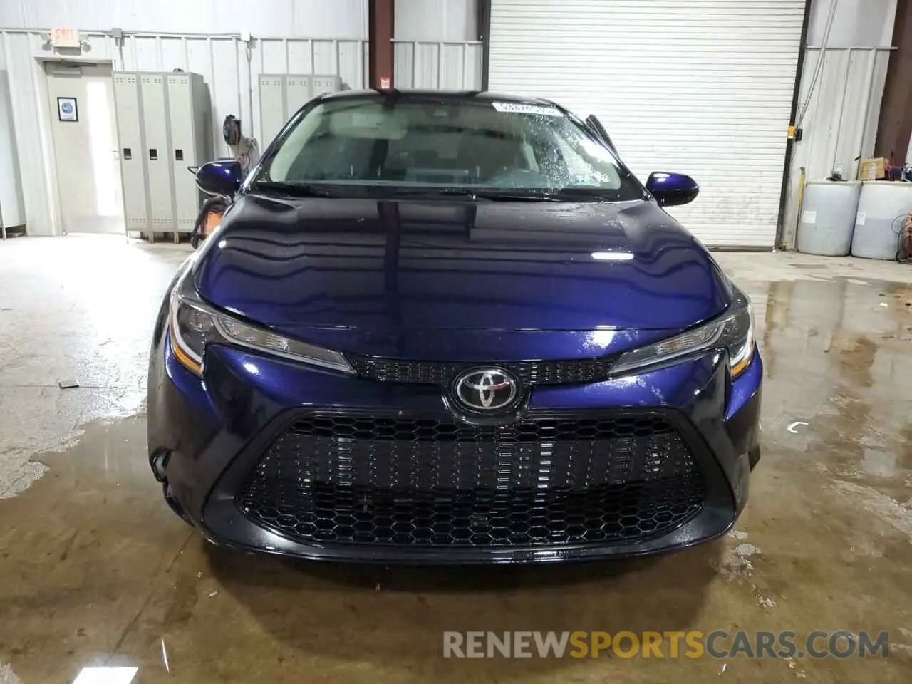 5 Photograph of a damaged car 5YFEPMAE7NP298501 TOYOTA COROLLA 2022