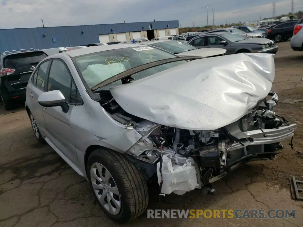1 Фотография поврежденного автомобиля 5YFEPMAE7NP305771 TOYOTA COROLLA 2022