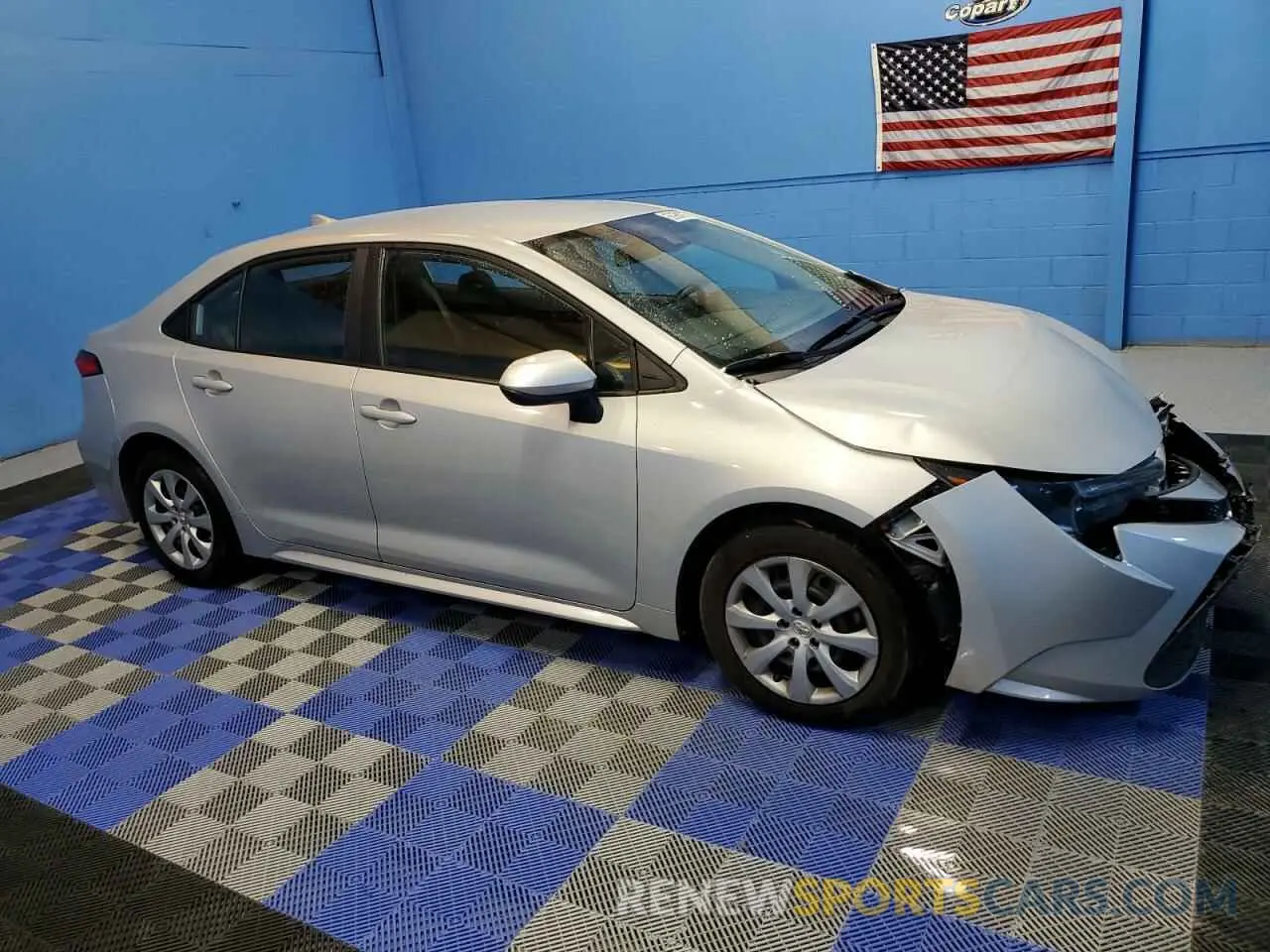 4 Photograph of a damaged car 5YFEPMAE7NP349933 TOYOTA COROLLA 2022