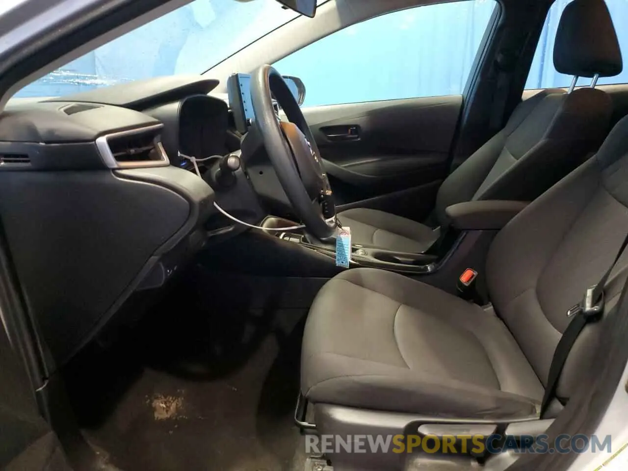 7 Photograph of a damaged car 5YFEPMAE7NP349933 TOYOTA COROLLA 2022