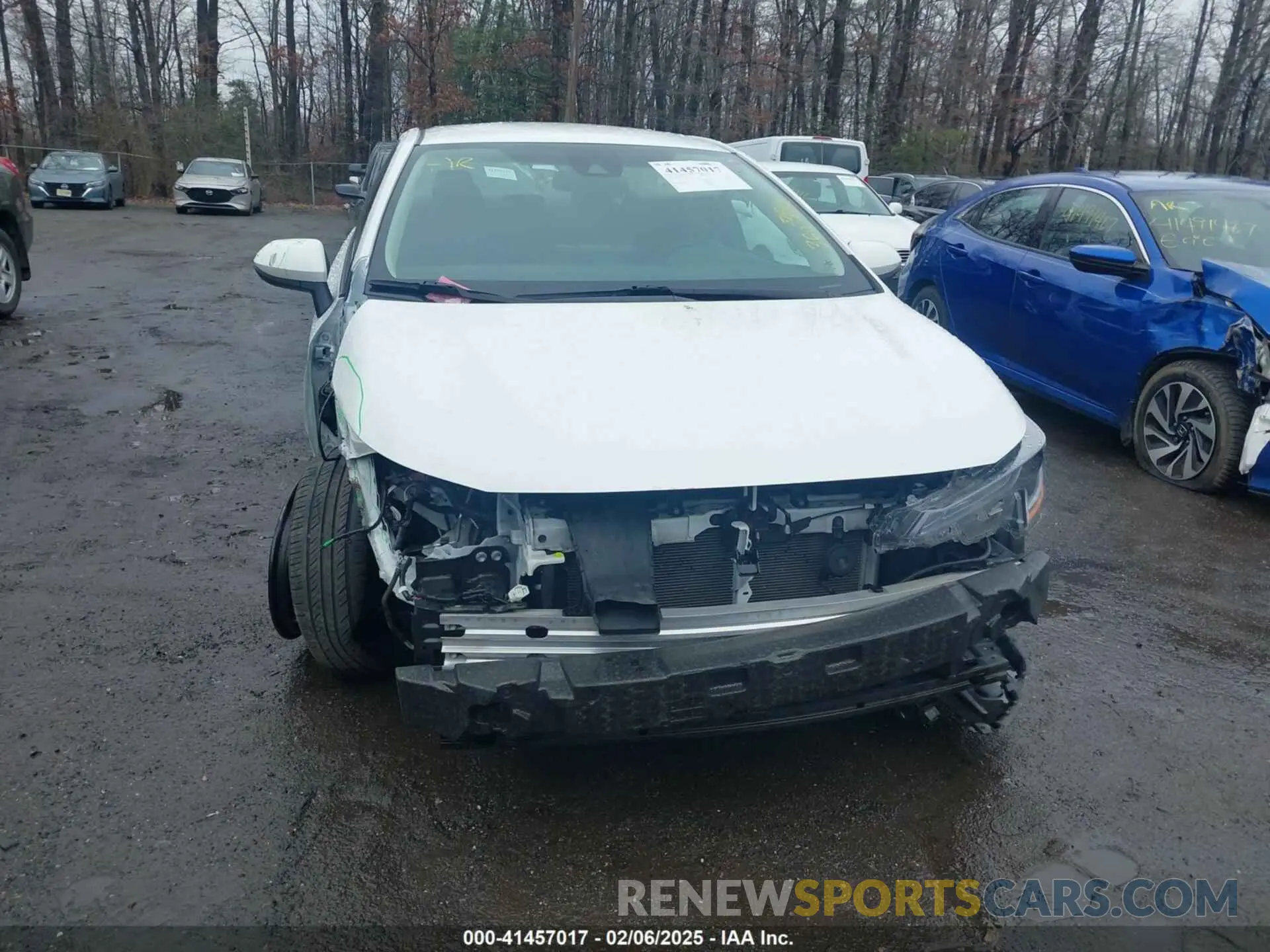 12 Photograph of a damaged car 5YFEPMAE7NP362035 TOYOTA COROLLA 2022