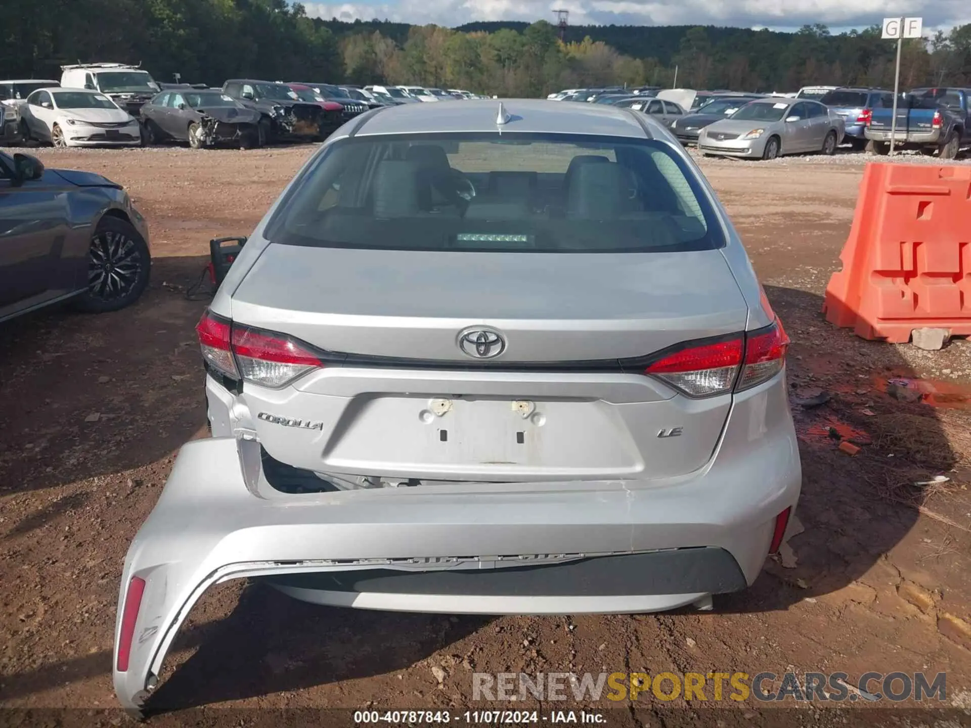 16 Photograph of a damaged car 5YFEPMAE7NP380020 TOYOTA COROLLA 2022