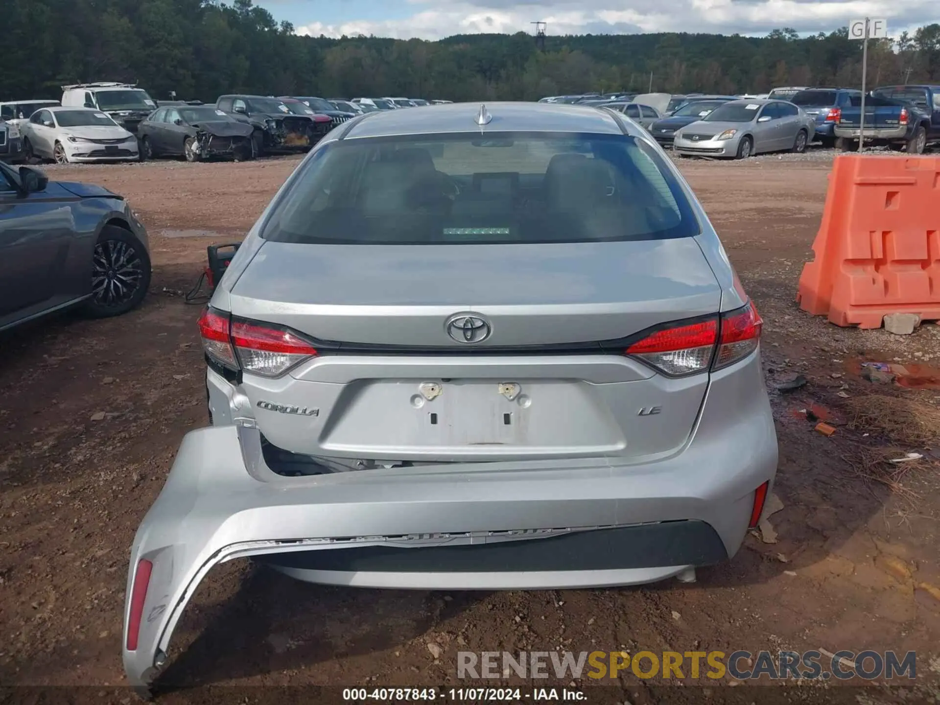 6 Photograph of a damaged car 5YFEPMAE7NP380020 TOYOTA COROLLA 2022