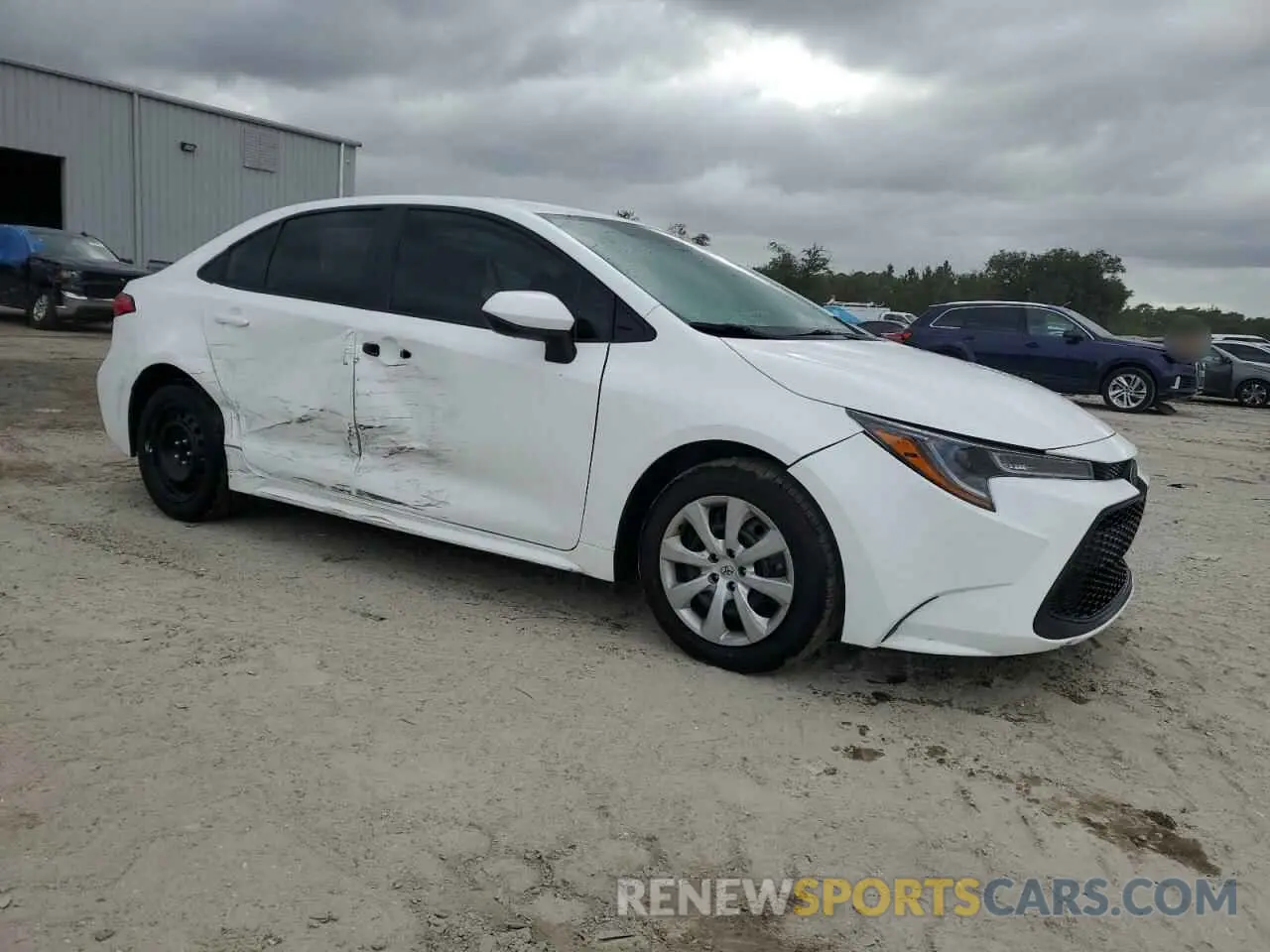 4 Photograph of a damaged car 5YFEPMAE7NP384200 TOYOTA COROLLA 2022