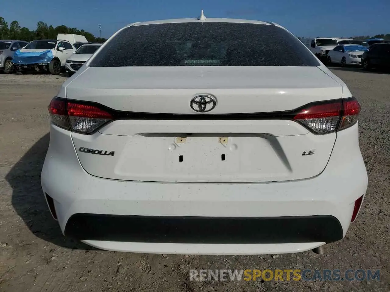 6 Photograph of a damaged car 5YFEPMAE7NP384200 TOYOTA COROLLA 2022