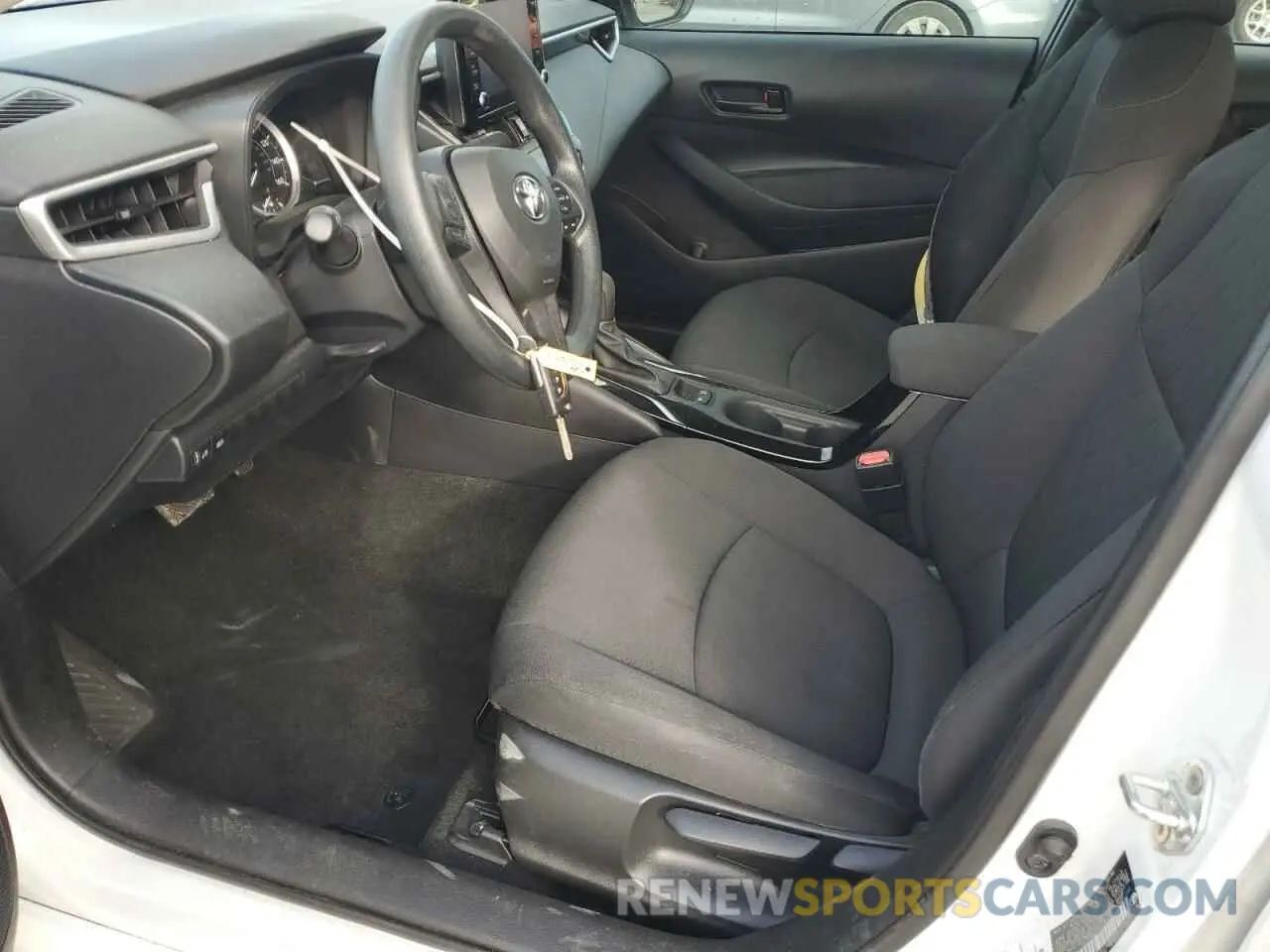 7 Photograph of a damaged car 5YFEPMAE7NP384200 TOYOTA COROLLA 2022