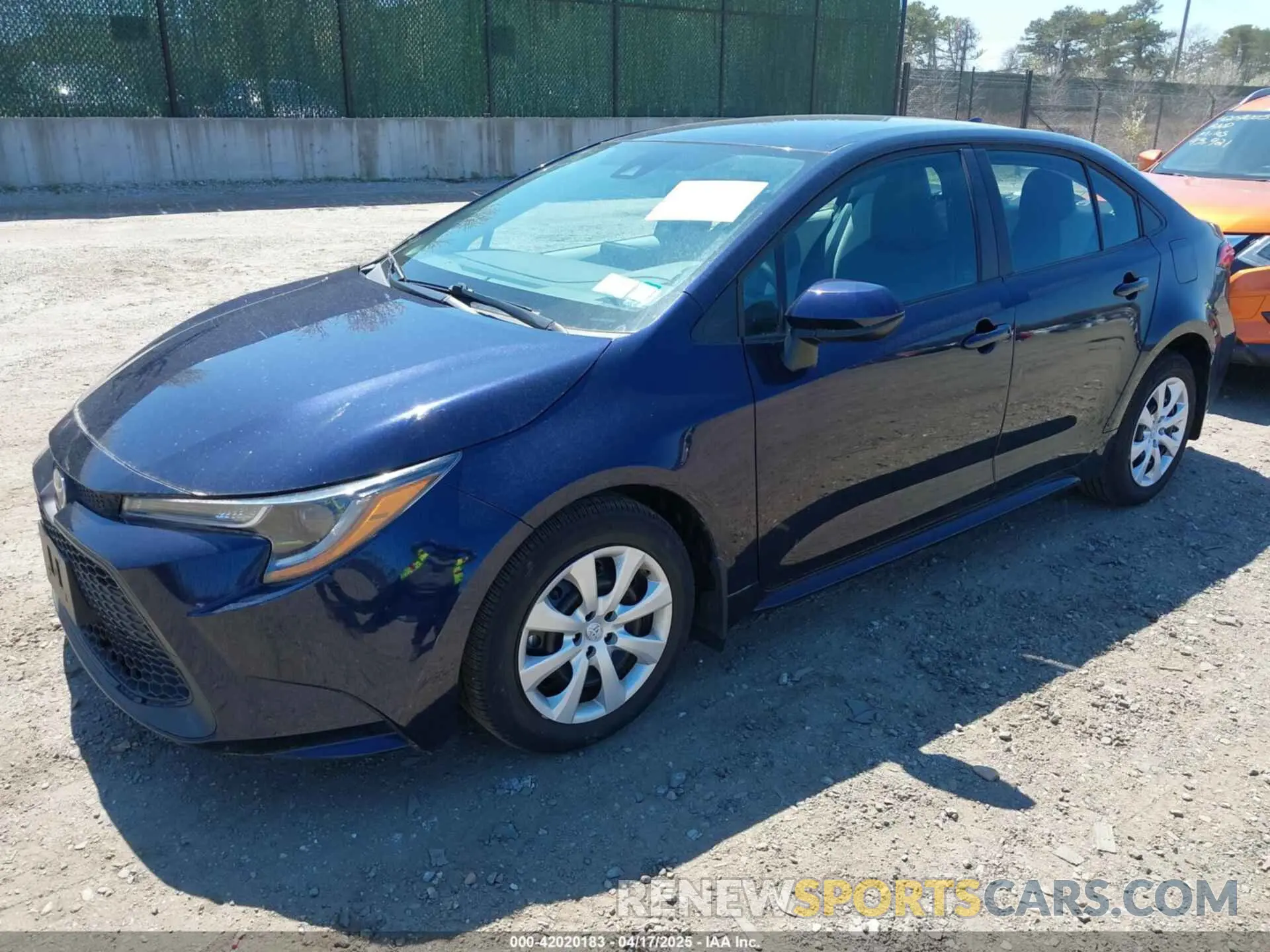 2 Photograph of a damaged car 5YFEPMAE8NP320053 TOYOTA COROLLA 2022