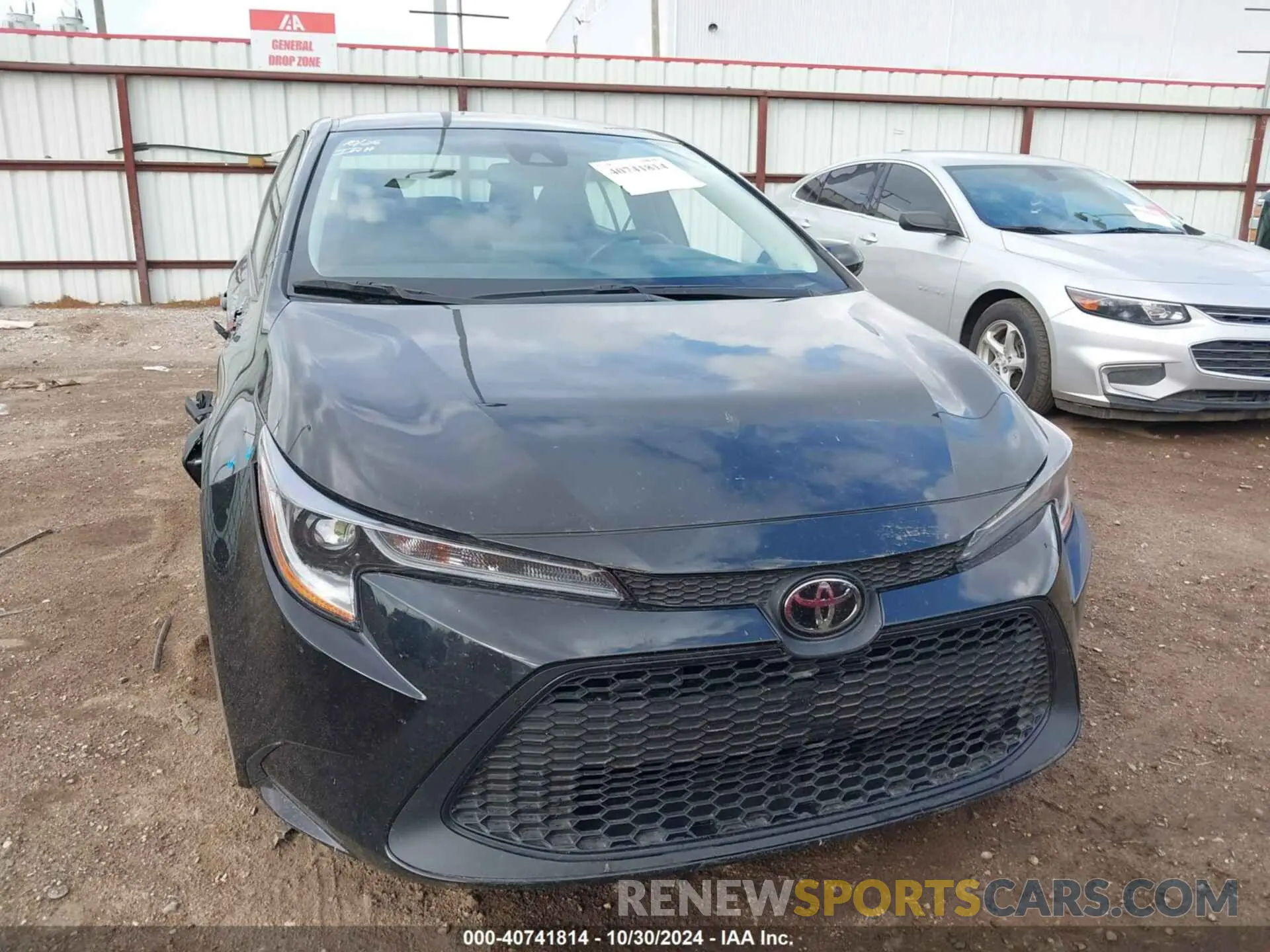 12 Photograph of a damaged car 5YFEPMAE8NP324927 TOYOTA COROLLA 2022