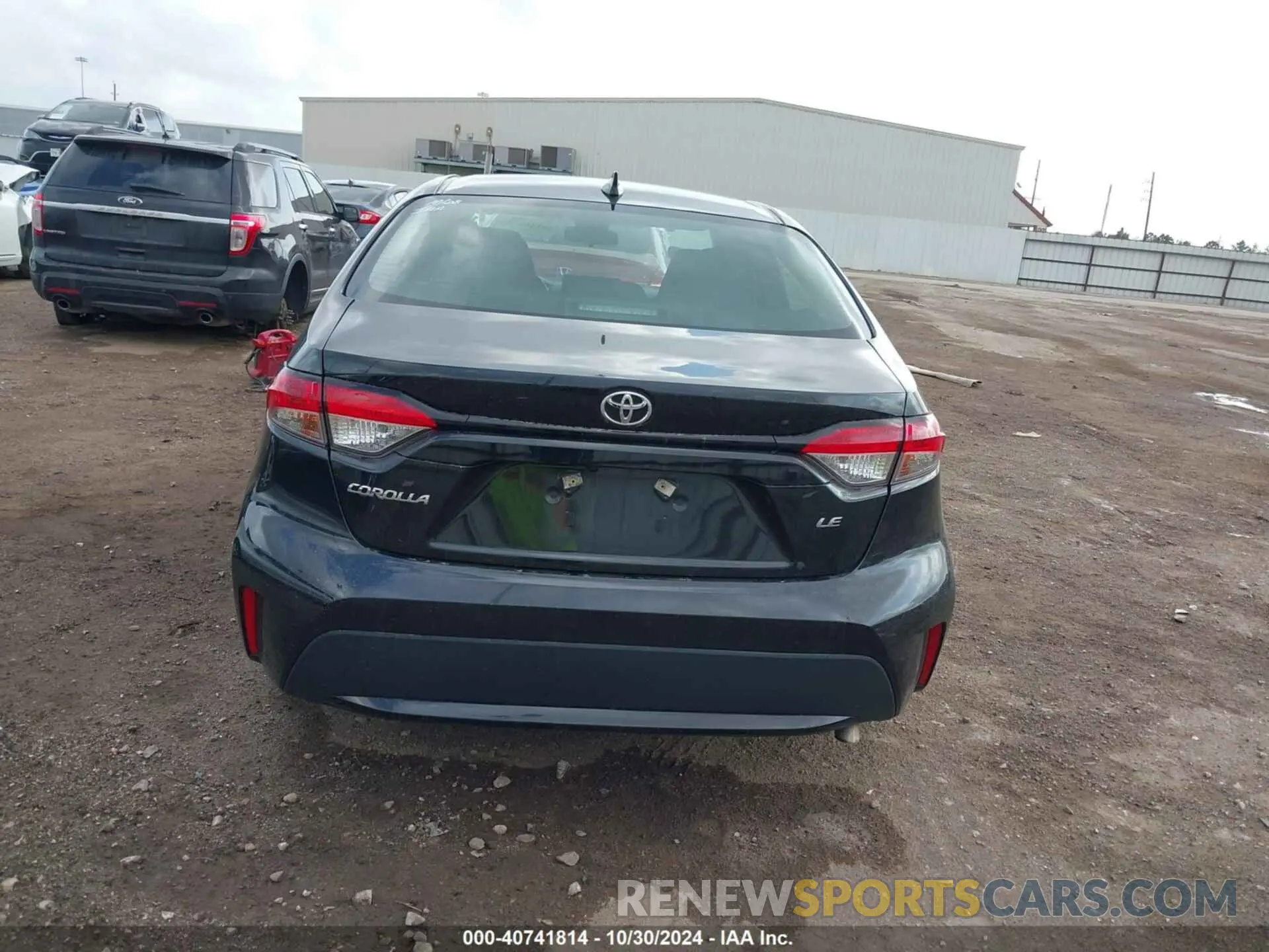 16 Photograph of a damaged car 5YFEPMAE8NP324927 TOYOTA COROLLA 2022
