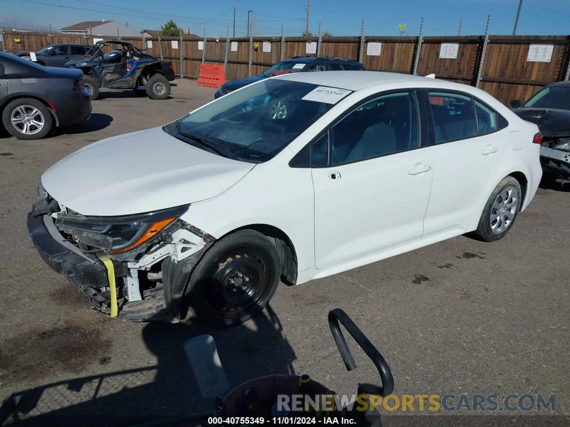 2 Photograph of a damaged car 5YFEPMAE8NP325401 TOYOTA COROLLA 2022