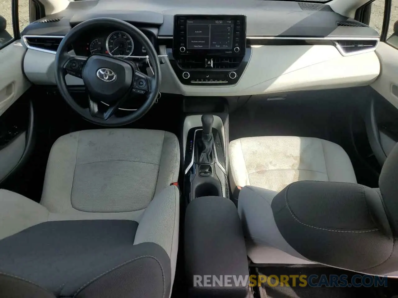 8 Photograph of a damaged car 5YFEPMAE8NP385498 TOYOTA COROLLA 2022