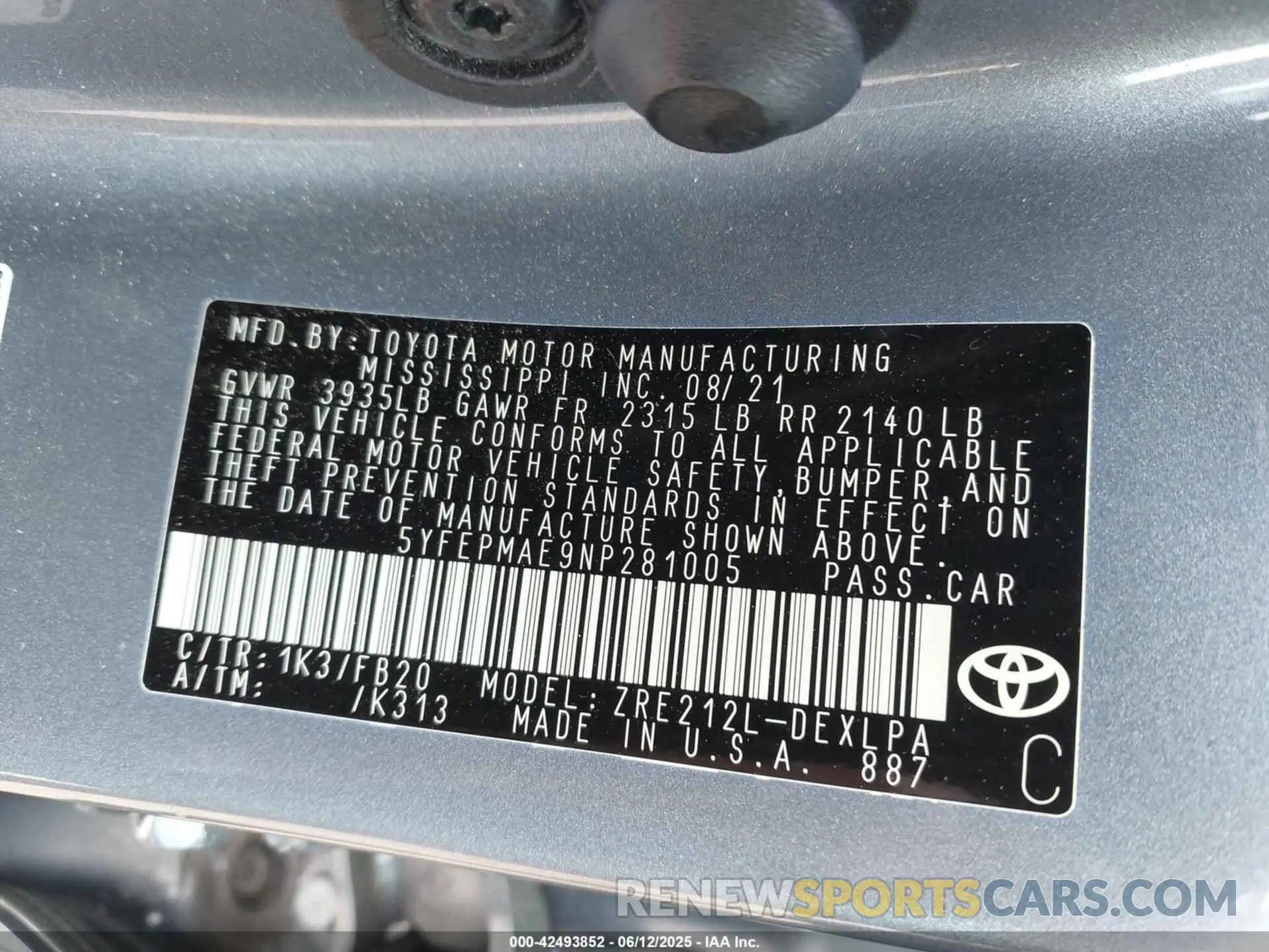 9 Photograph of a damaged car 5YFEPMAE9NP281005 TOYOTA COROLLA 2022