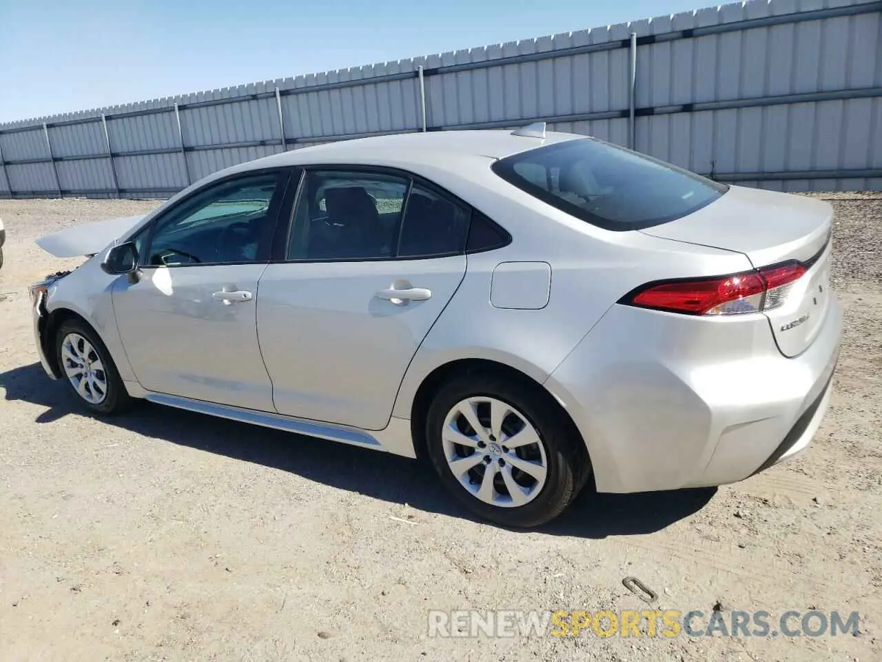 2 Photograph of a damaged car 5YFEPMAE9NP313936 TOYOTA COROLLA 2022