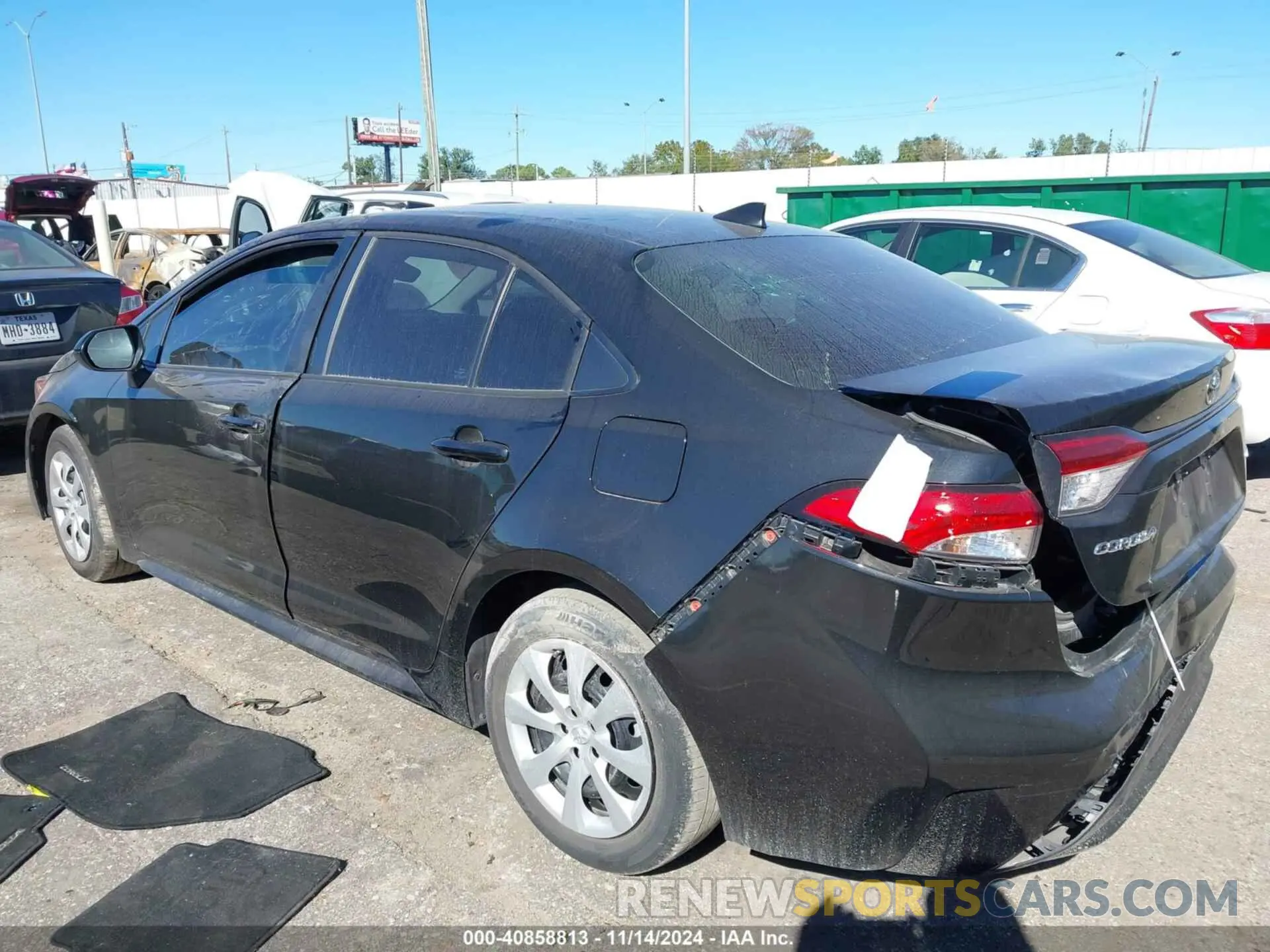 3 Photograph of a damaged car 5YFEPMAE9NP335113 TOYOTA COROLLA 2022