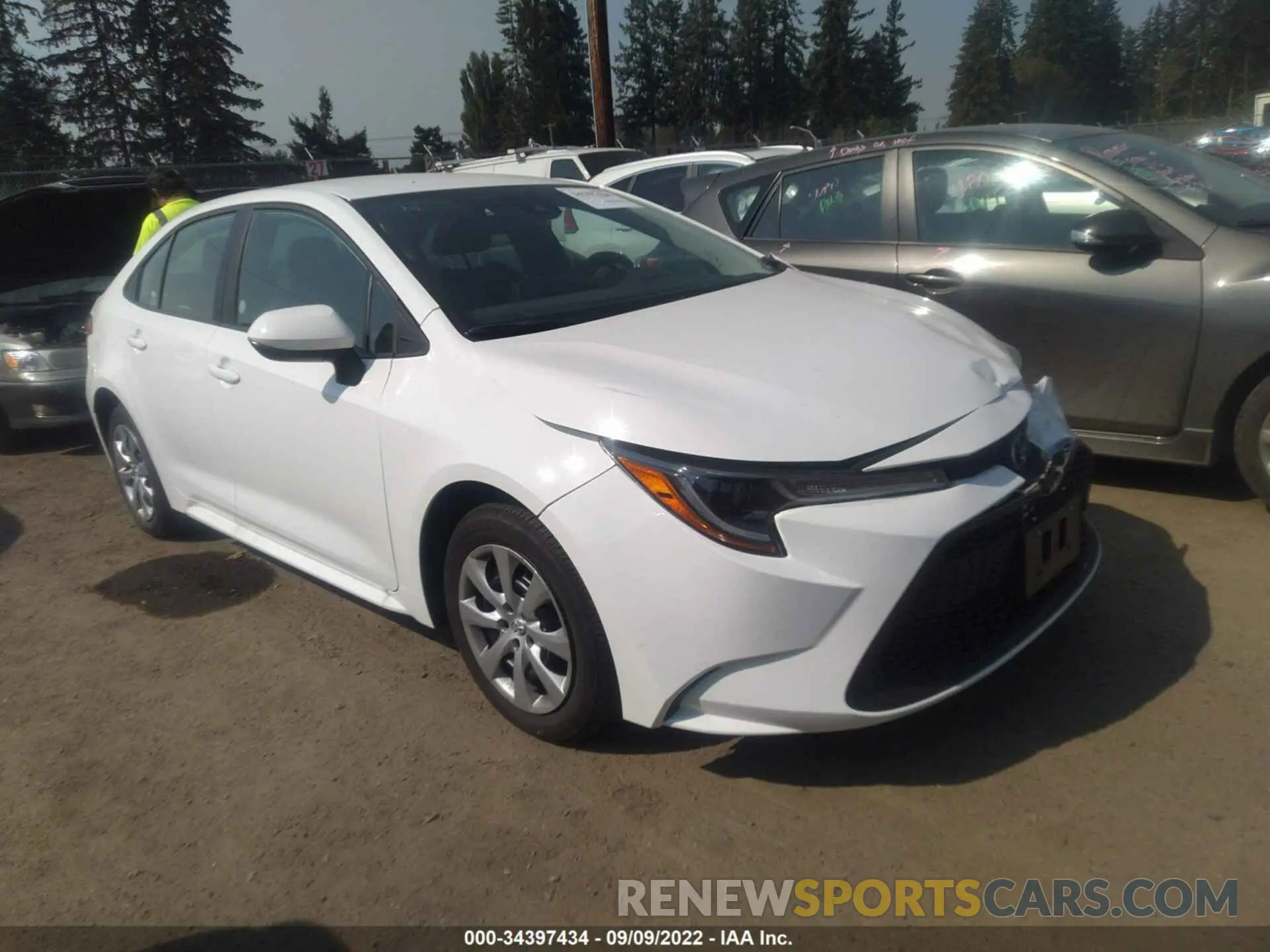 1 Фотография поврежденного автомобиля 5YFEPMAE9NP348363 TOYOTA COROLLA 2022