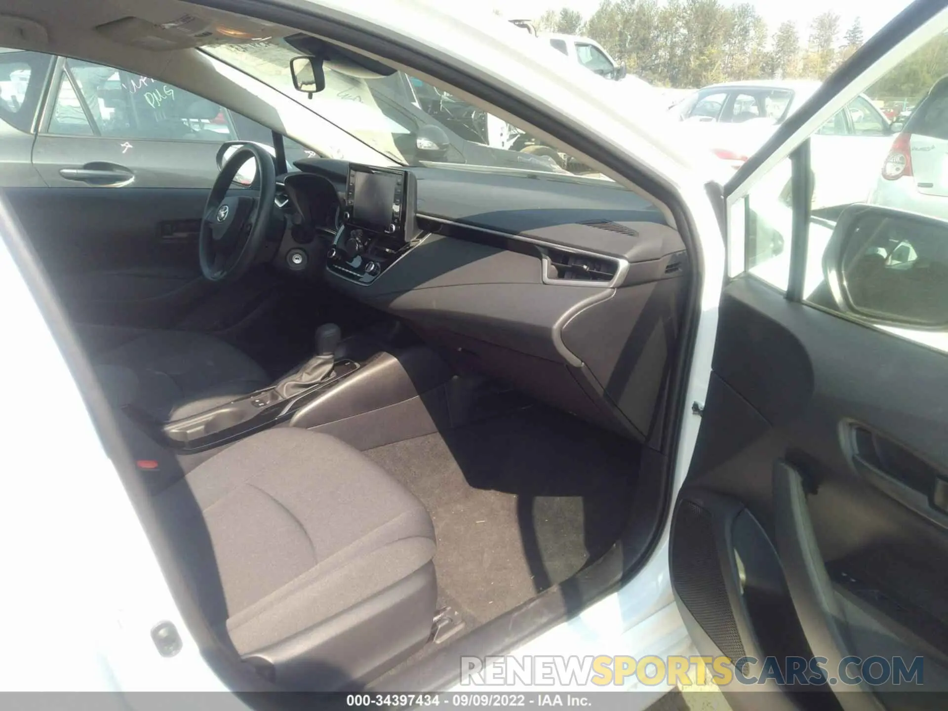5 Фотография поврежденного автомобиля 5YFEPMAE9NP348363 TOYOTA COROLLA 2022