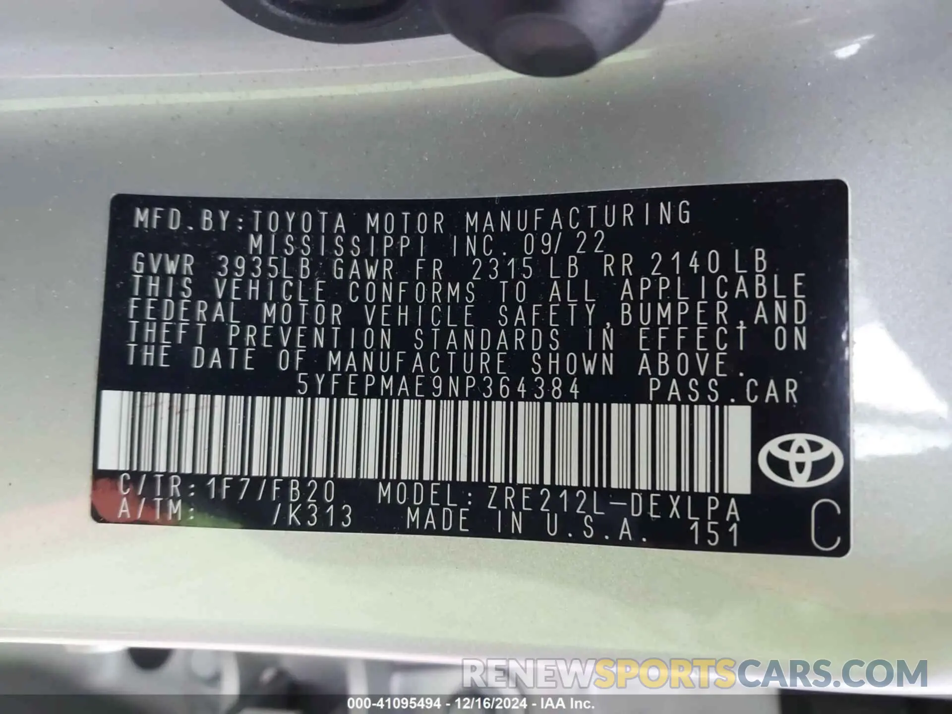 9 Photograph of a damaged car 5YFEPMAE9NP364384 TOYOTA COROLLA 2022