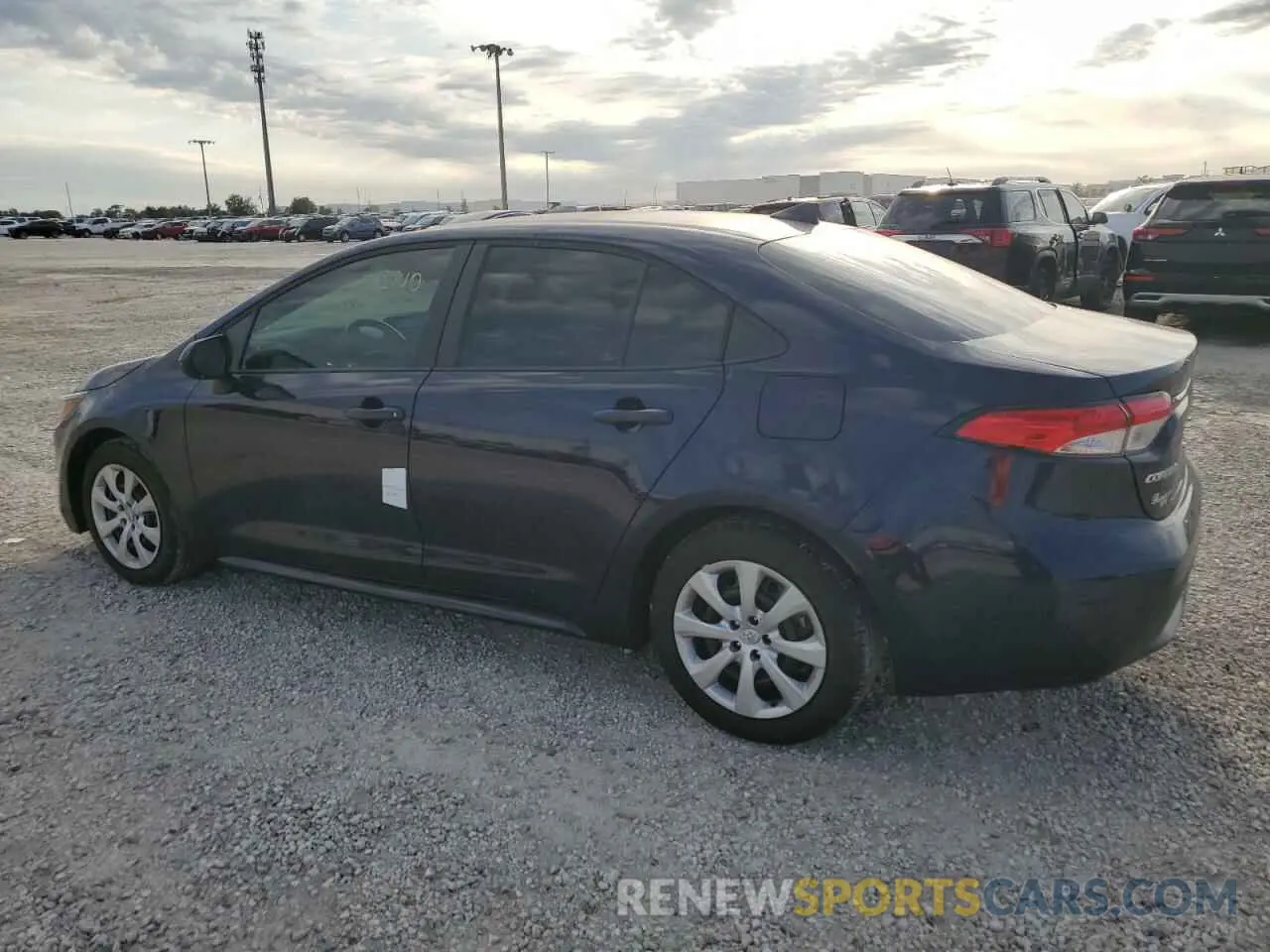 2 Photograph of a damaged car 5YFEPMAE9NP373800 TOYOTA COROLLA 2022