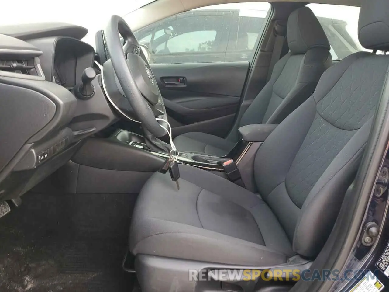 7 Photograph of a damaged car 5YFEPMAE9NP373800 TOYOTA COROLLA 2022
