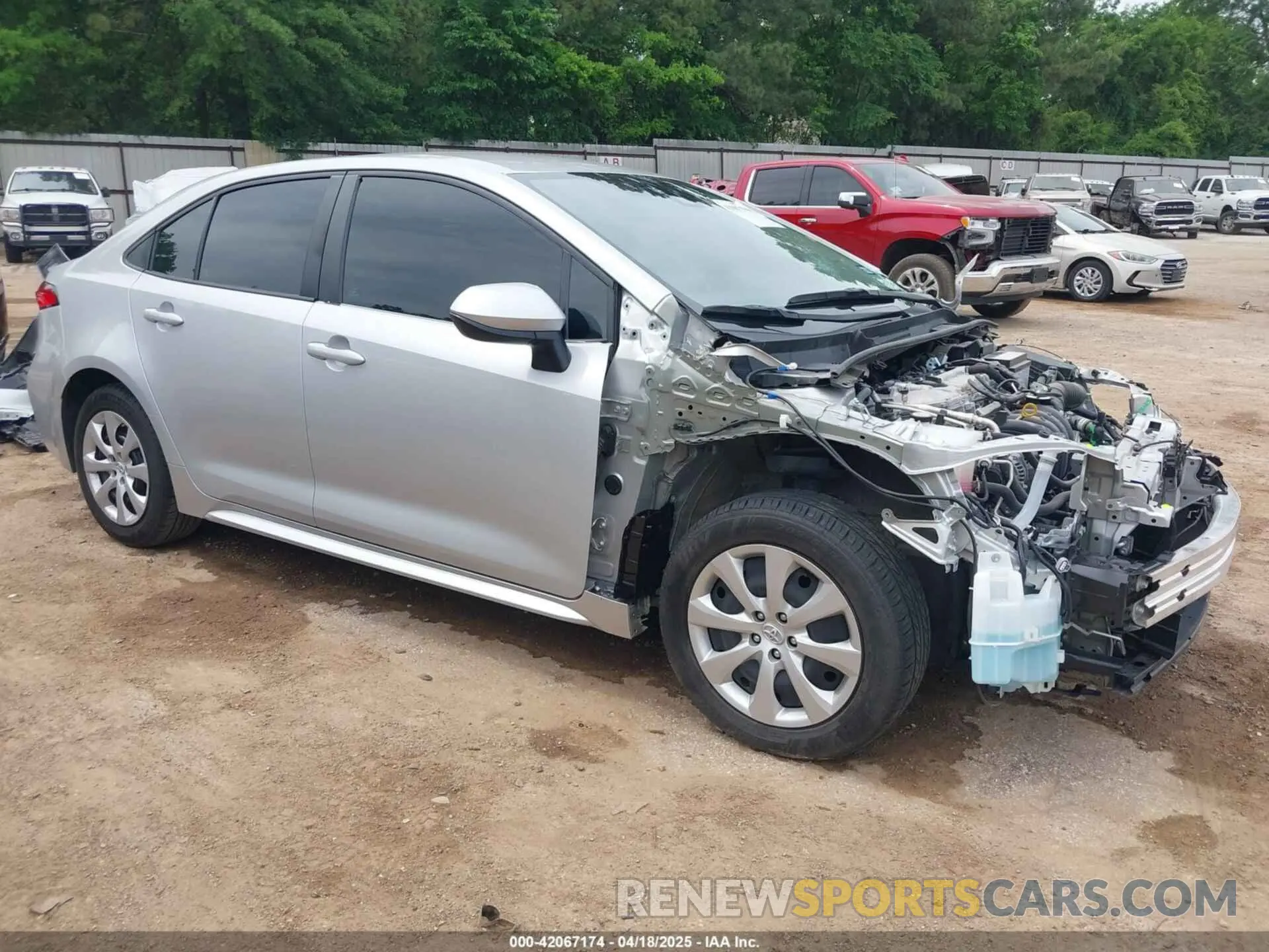 1 Фотография поврежденного автомобиля 5YFEPMAE9NP382593 TOYOTA COROLLA 2022