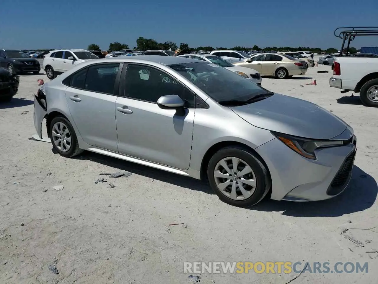 4 Photograph of a damaged car 5YFEPMAEXNP274998 TOYOTA COROLLA 2022