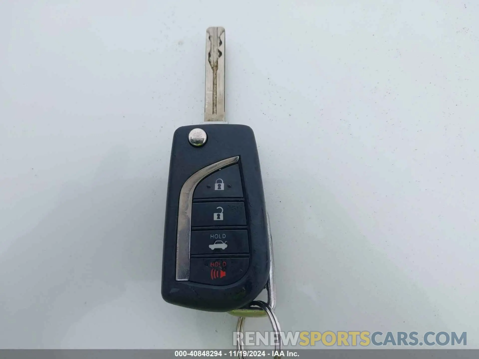 11 Фотография поврежденного автомобиля 5YFEPMAEXNP279876 TOYOTA COROLLA 2022