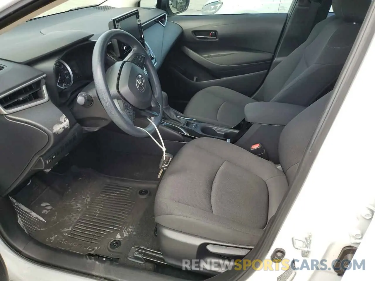 7 Photograph of a damaged car 5YFEPMAEXNP296855 TOYOTA COROLLA 2022