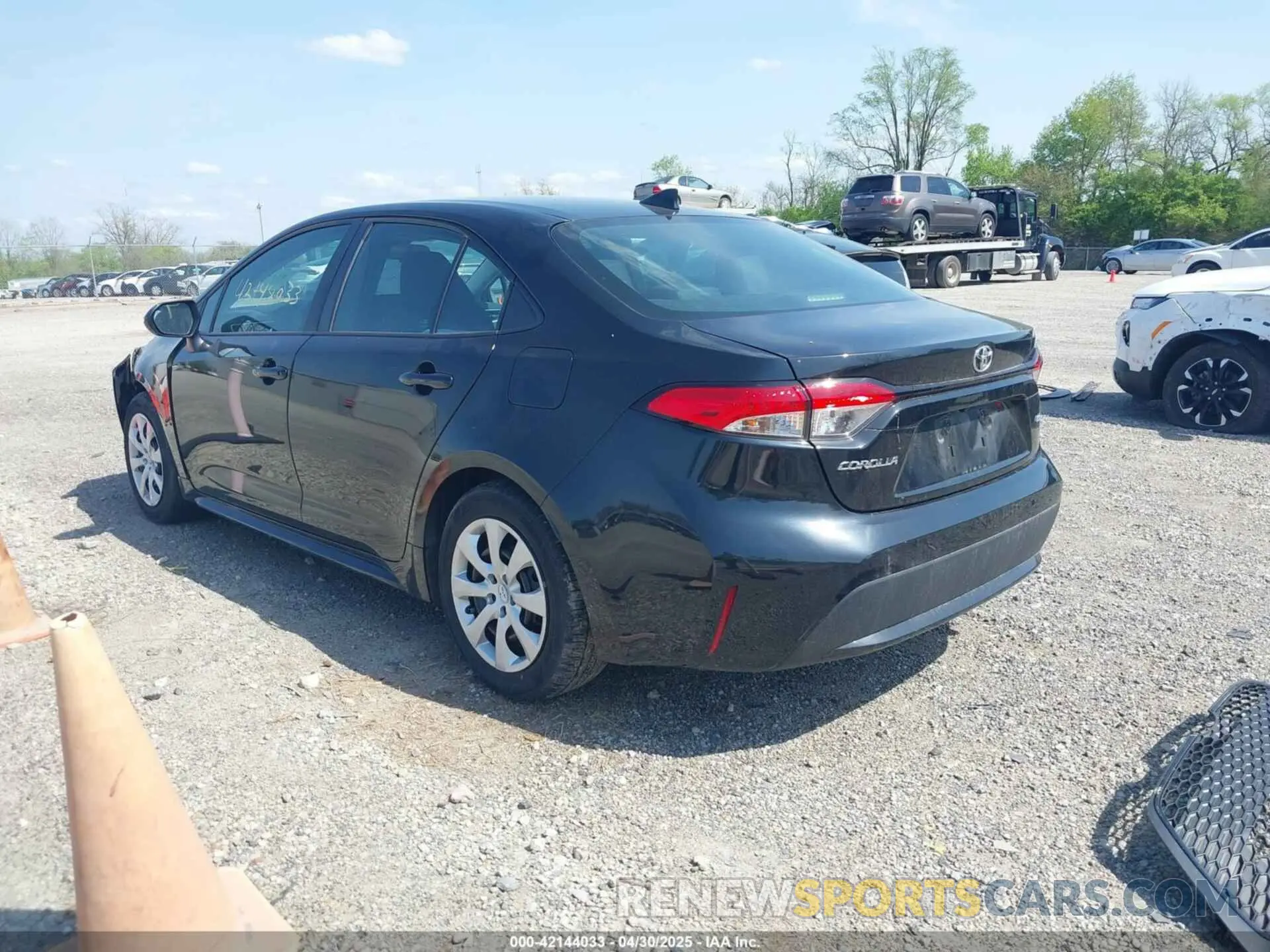 3 Фотография поврежденного автомобиля 5YFEPMAEXNP298668 TOYOTA COROLLA 2022