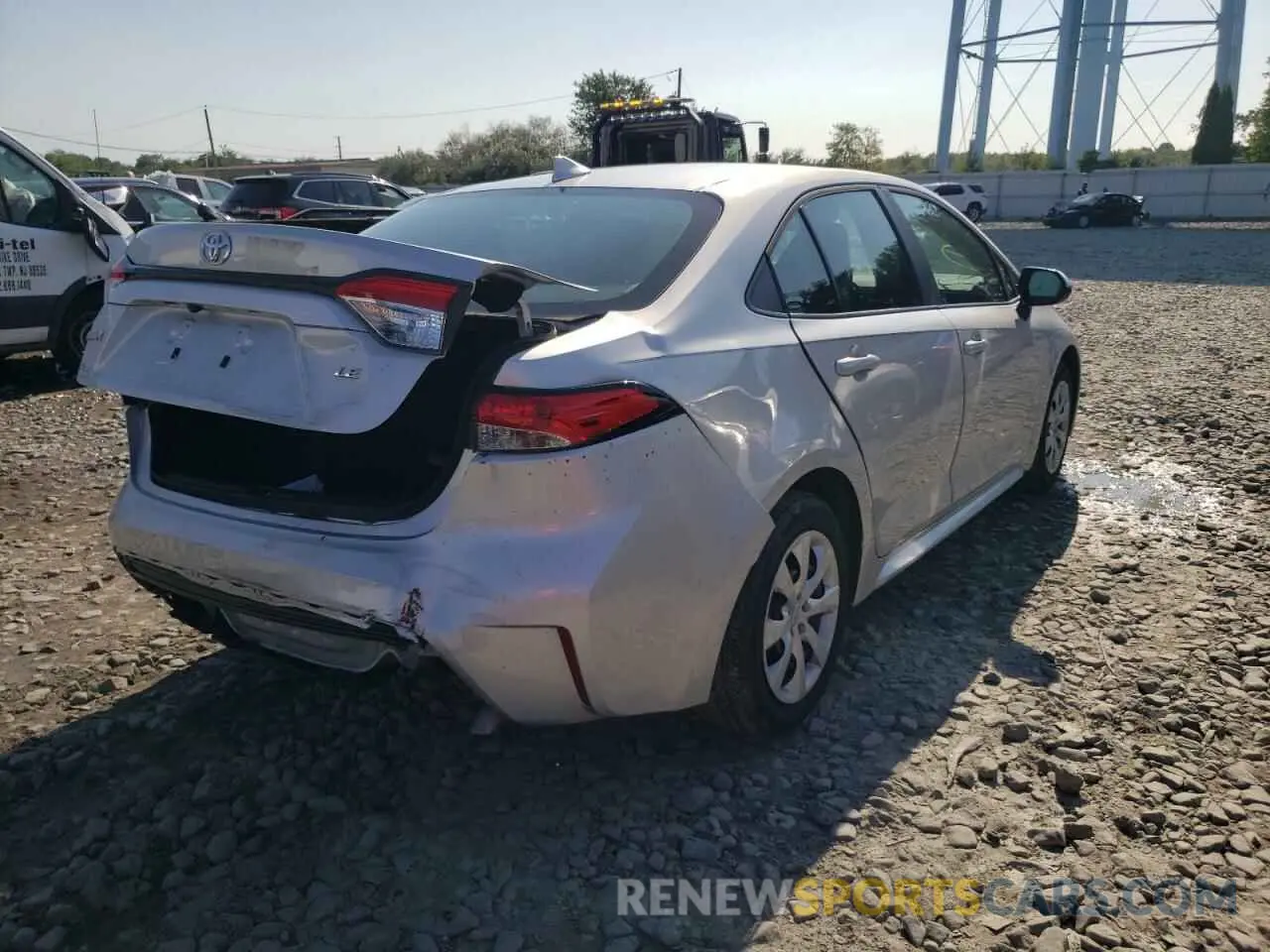 4 Photograph of a damaged car 5YFEPMAEXNP300094 TOYOTA COROLLA 2022