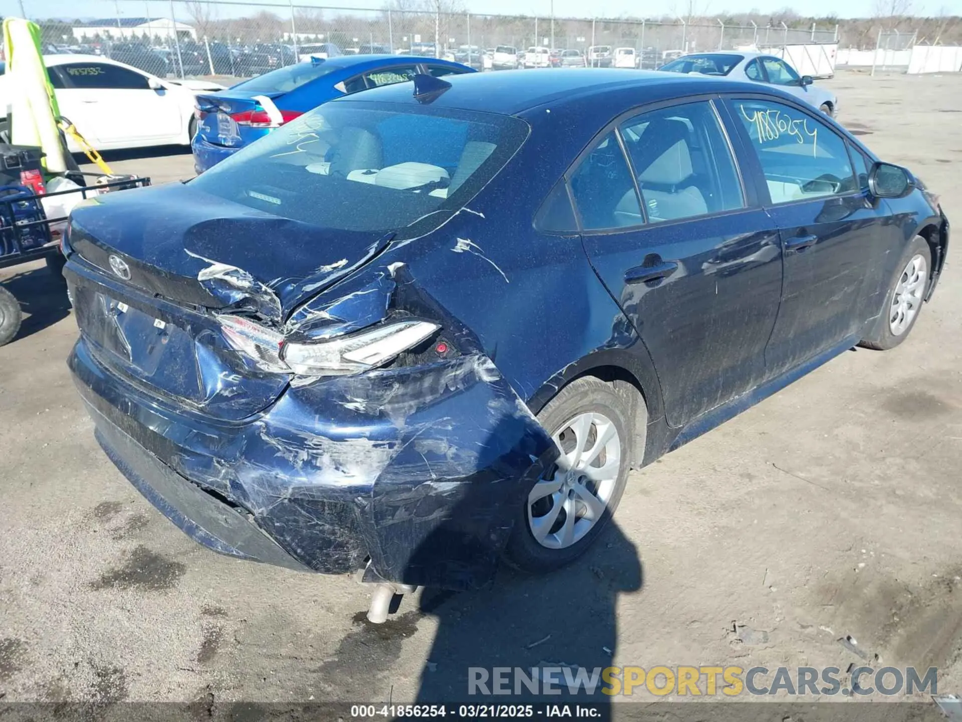 4 Photograph of a damaged car 5YFEPMAEXNP312441 TOYOTA COROLLA 2022