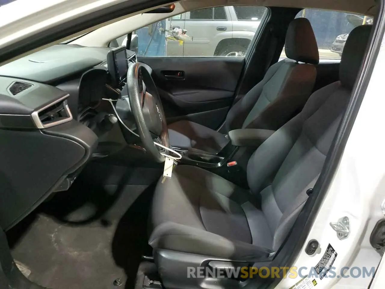 7 Photograph of a damaged car 5YFEPMAEXNP326128 TOYOTA COROLLA 2022