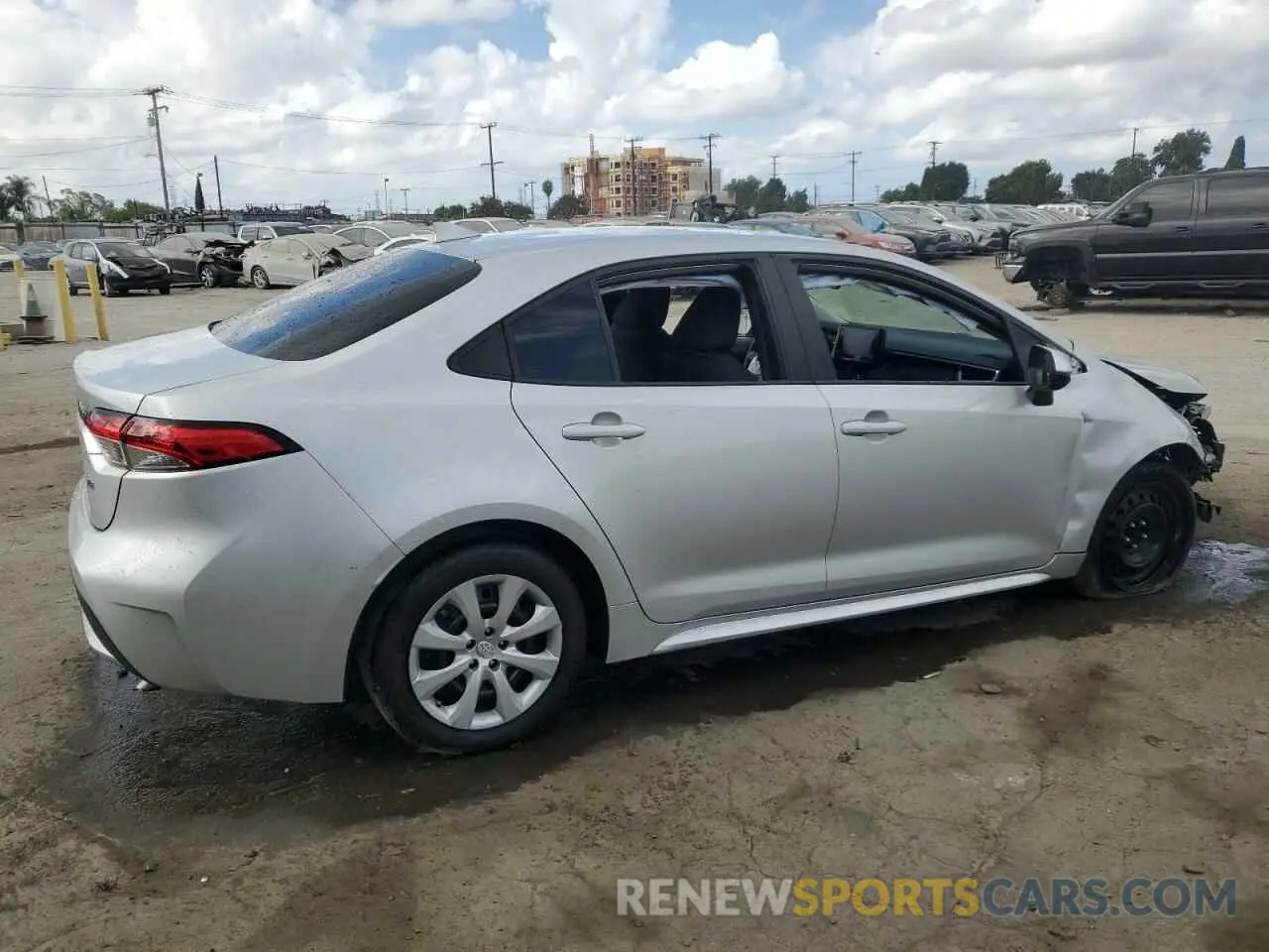 3 Фотография поврежденного автомобиля 5YFEPMAEXNP332799 TOYOTA COROLLA 2022