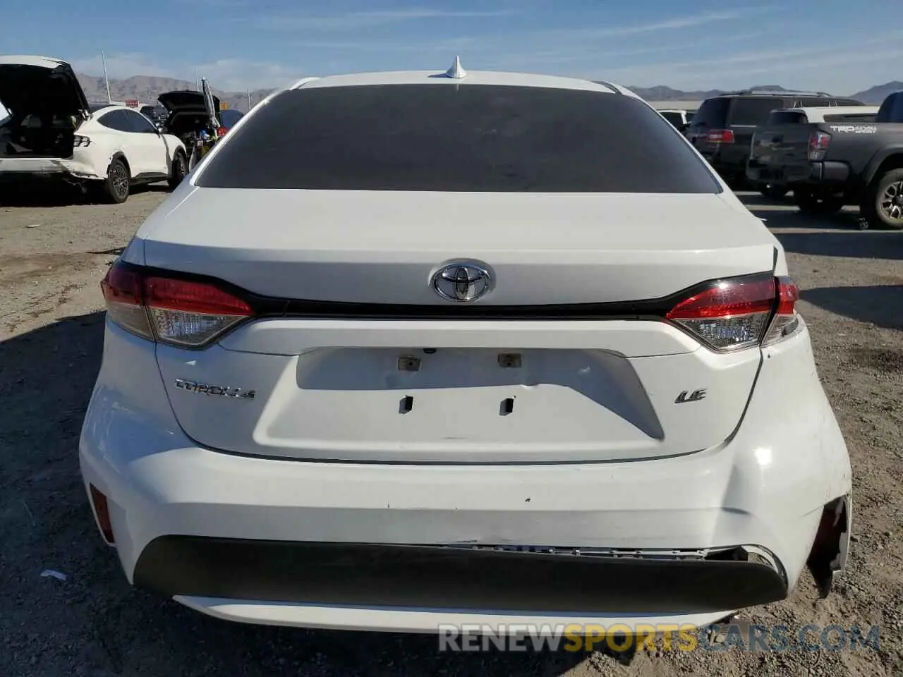 6 Photograph of a damaged car 5YFEPMAEXNP339784 TOYOTA COROLLA 2022