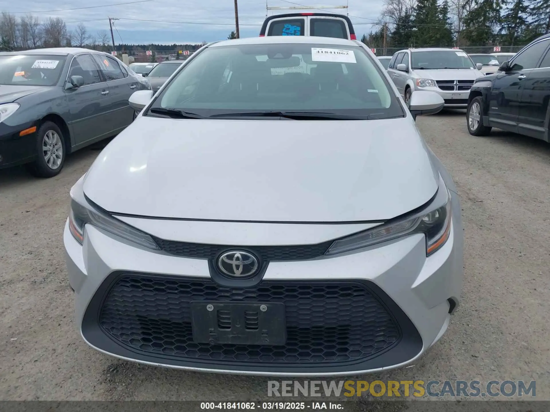 12 Photograph of a damaged car 5YFEPMAEXNP368492 TOYOTA COROLLA 2022