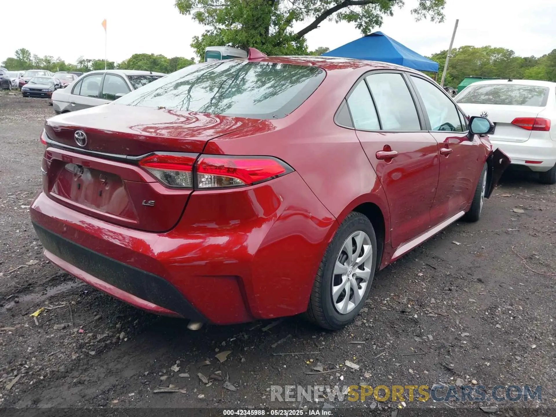 4 Photograph of a damaged car 5YFEPMAEXNP371327 TOYOTA COROLLA 2022