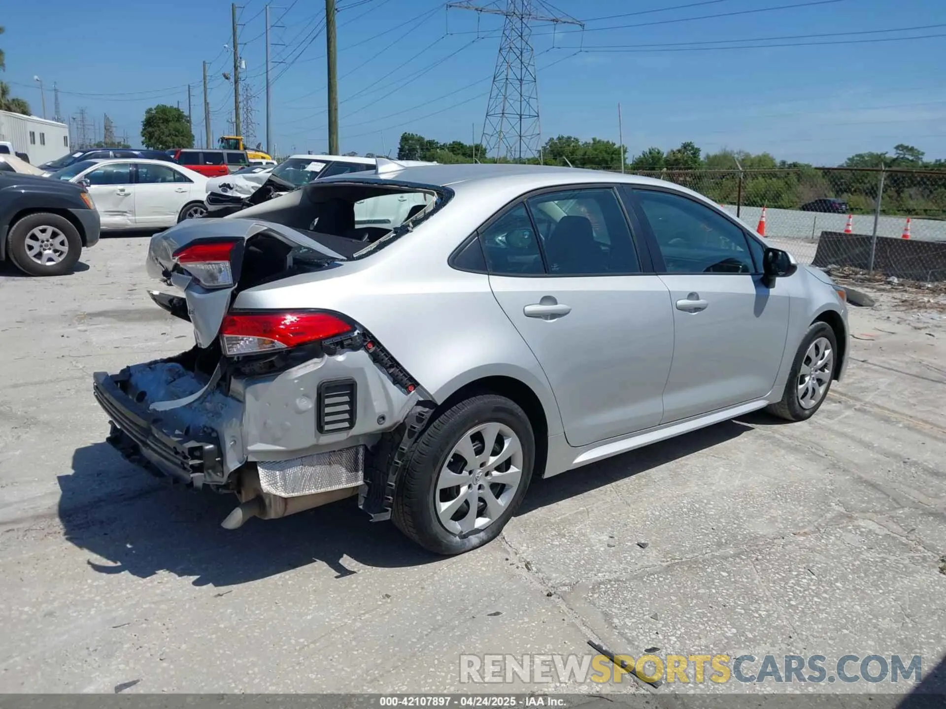 4 Фотография поврежденного автомобиля 5YFEPMAEXNP385874 TOYOTA COROLLA 2022