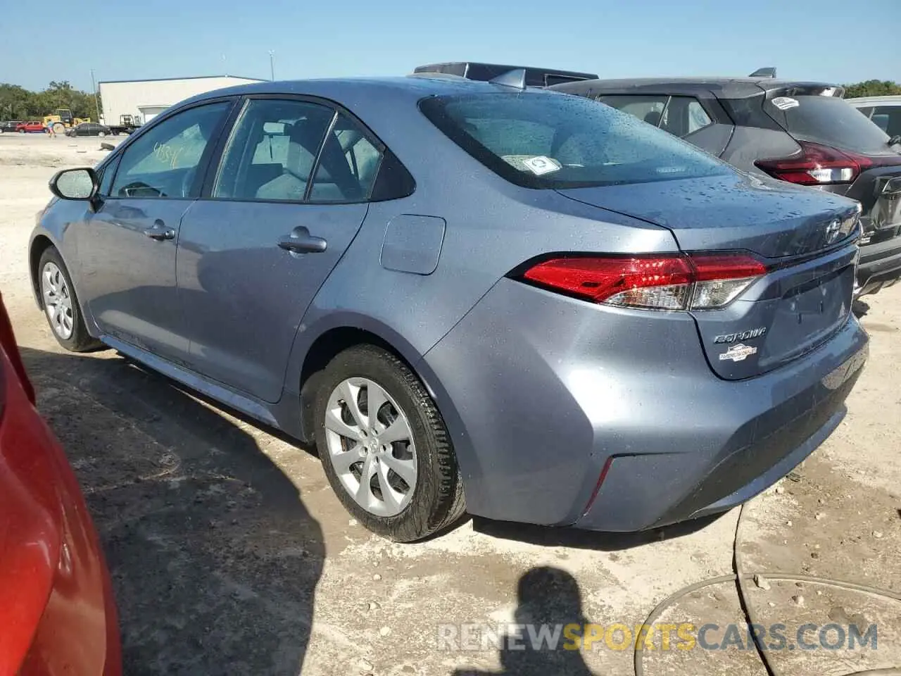 2 Фотография поврежденного автомобиля 5YFEPMAEXNP390010 TOYOTA COROLLA 2022
