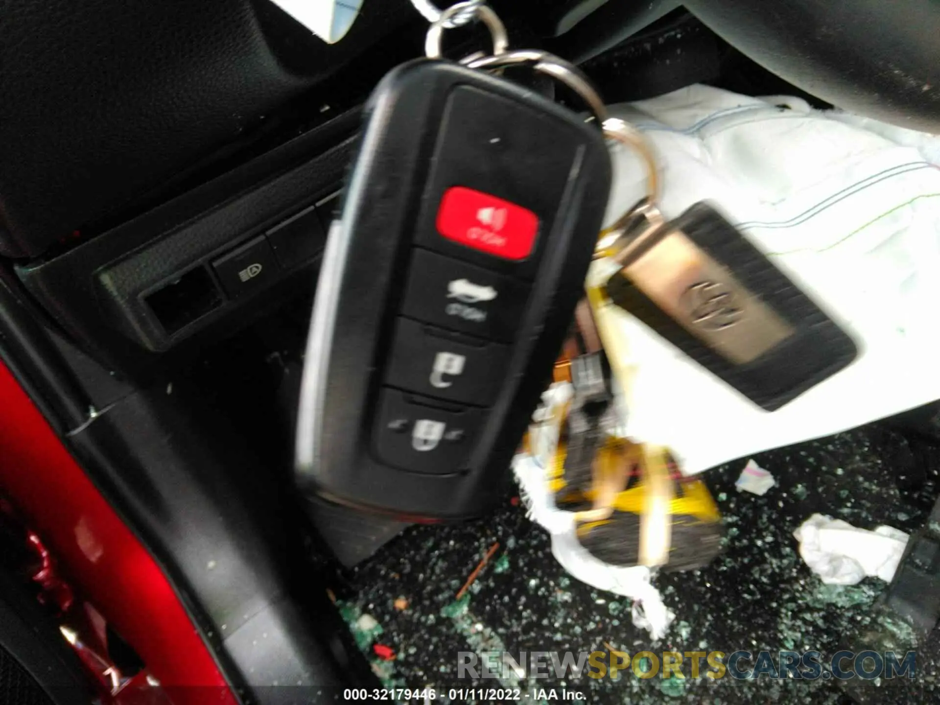 11 Photograph of a damaged car 5YFFPMAE0NP276053 TOYOTA COROLLA 2022