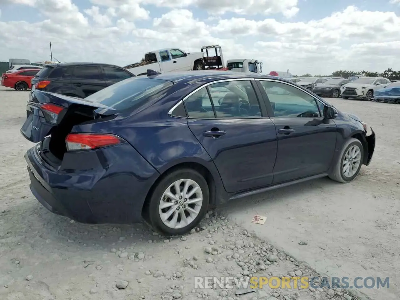 3 Photograph of a damaged car 5YFFPMAE2NP367079 TOYOTA COROLLA 2022