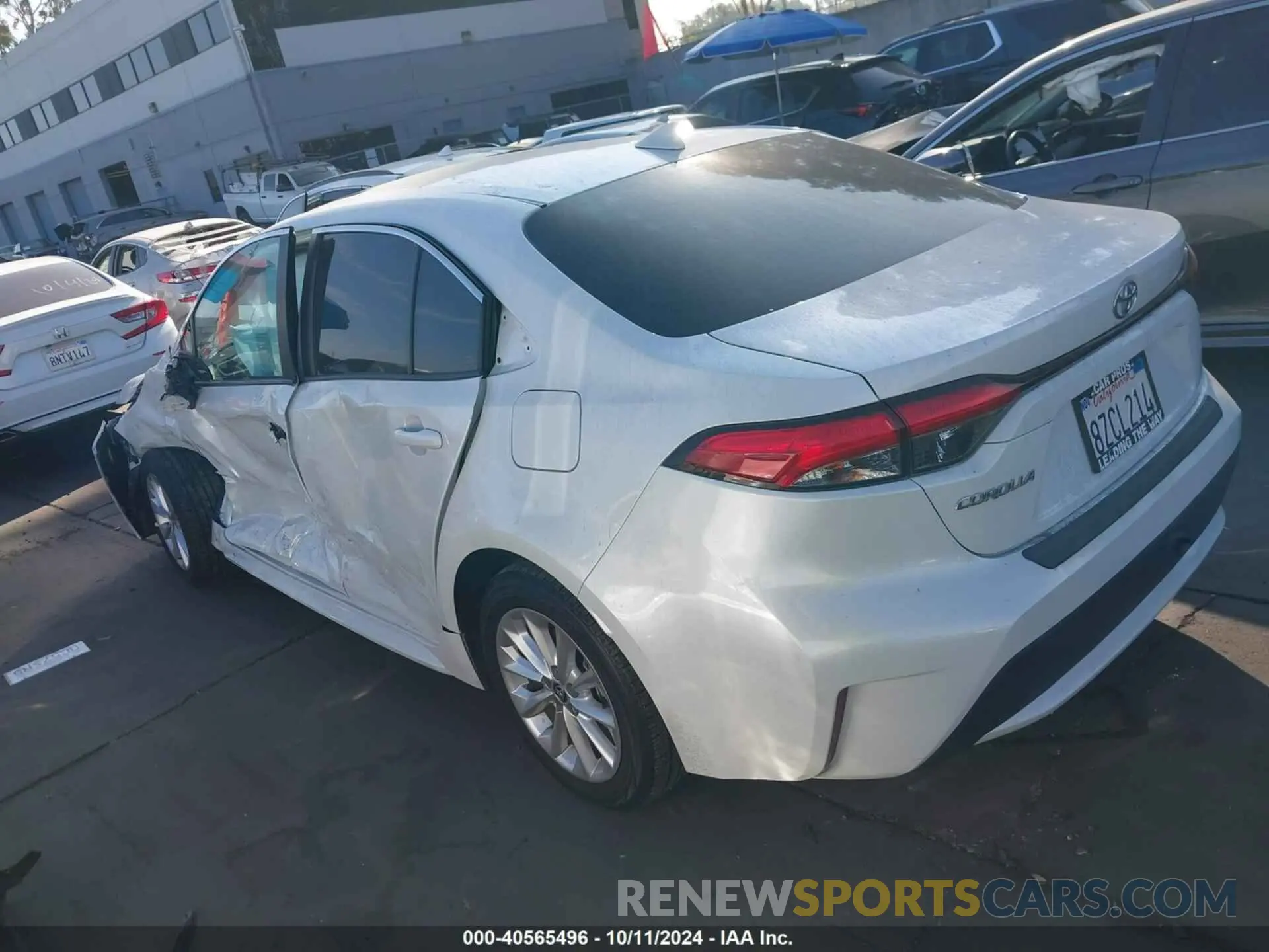 3 Photograph of a damaged car 5YFFPMAE8NP290010 TOYOTA COROLLA 2022