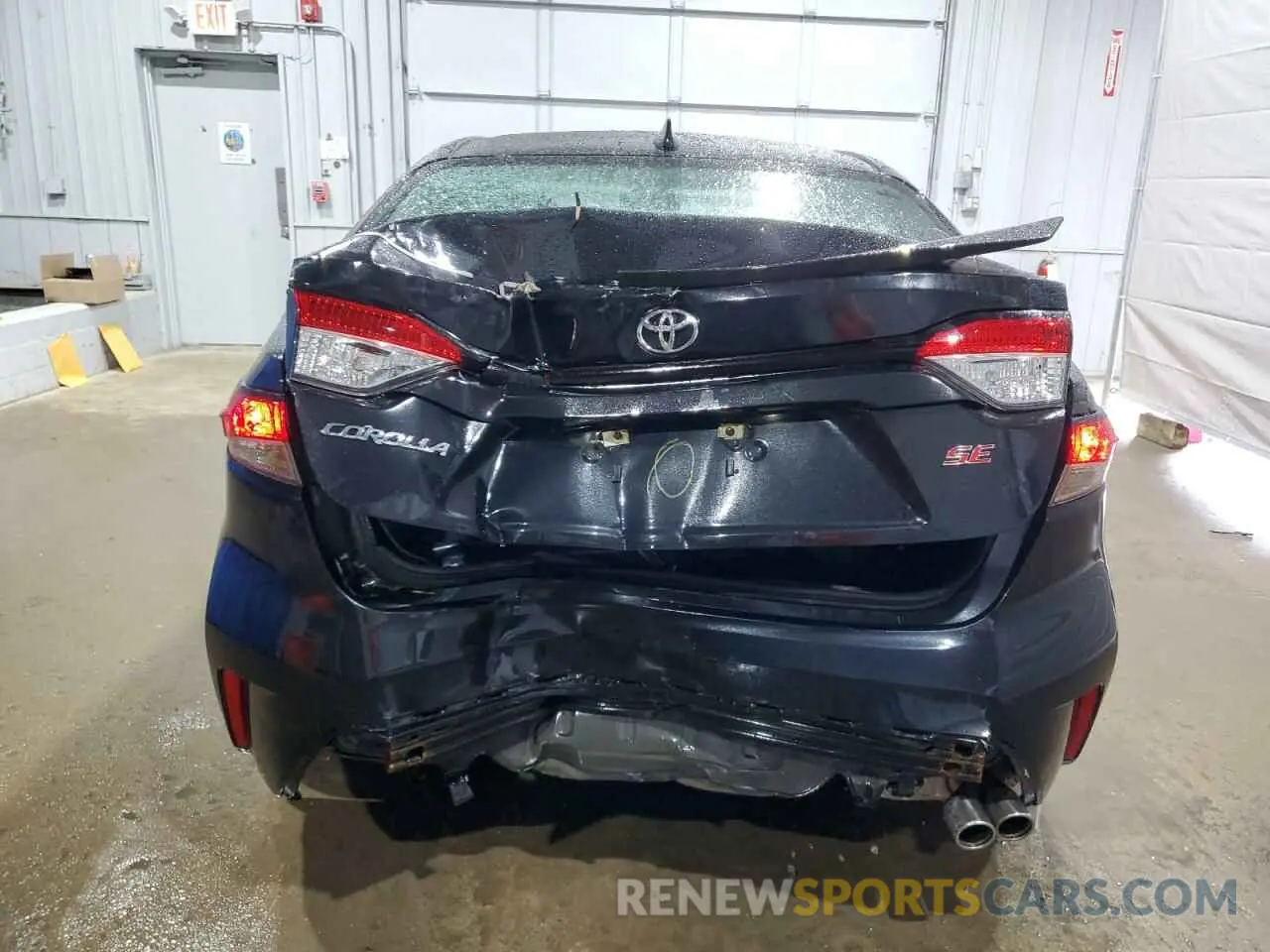 6 Photograph of a damaged car 5YFM4MCE5NP134214 TOYOTA COROLLA 2022
