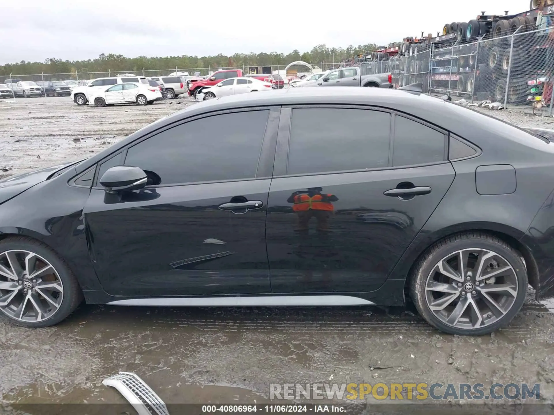 14 Photograph of a damaged car 5YFP4MCE9NP108910 TOYOTA COROLLA 2022