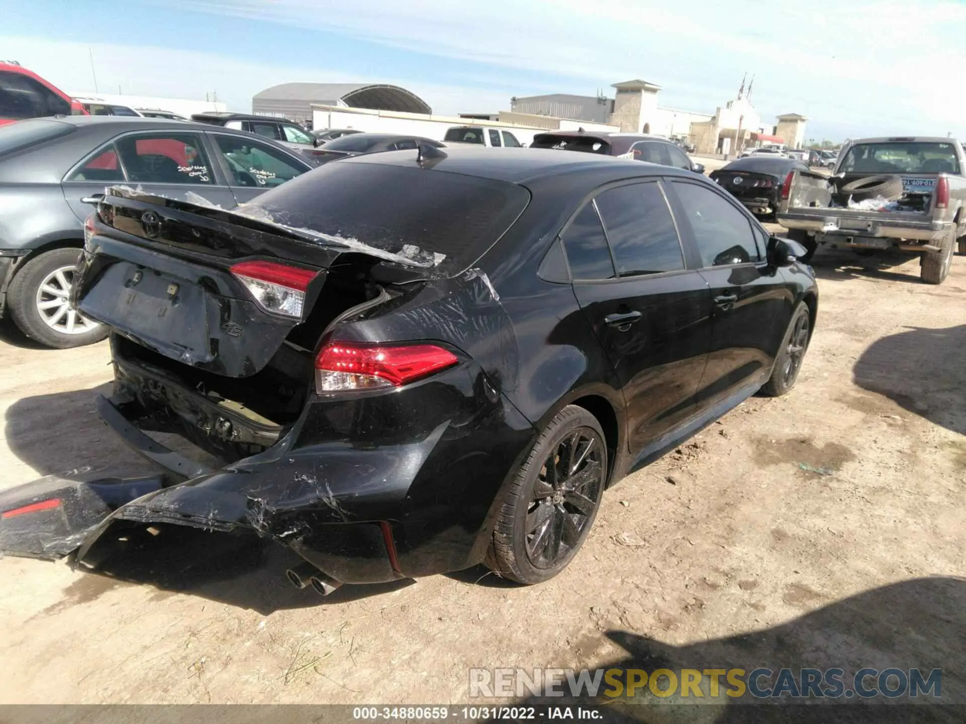 4 Photograph of a damaged car 5YFS4MCE0NP098889 TOYOTA COROLLA 2022