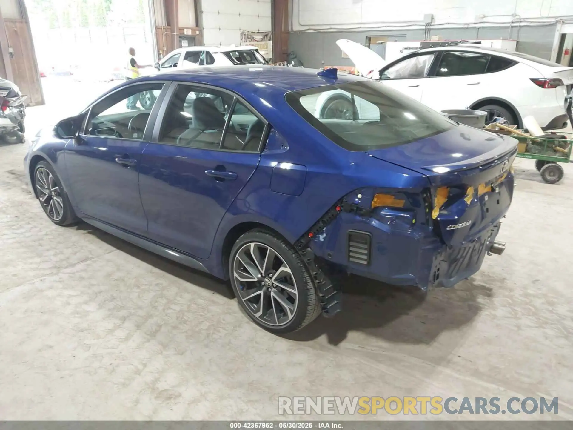 3 Photograph of a damaged car 5YFS4MCE0NP130112 TOYOTA COROLLA 2022