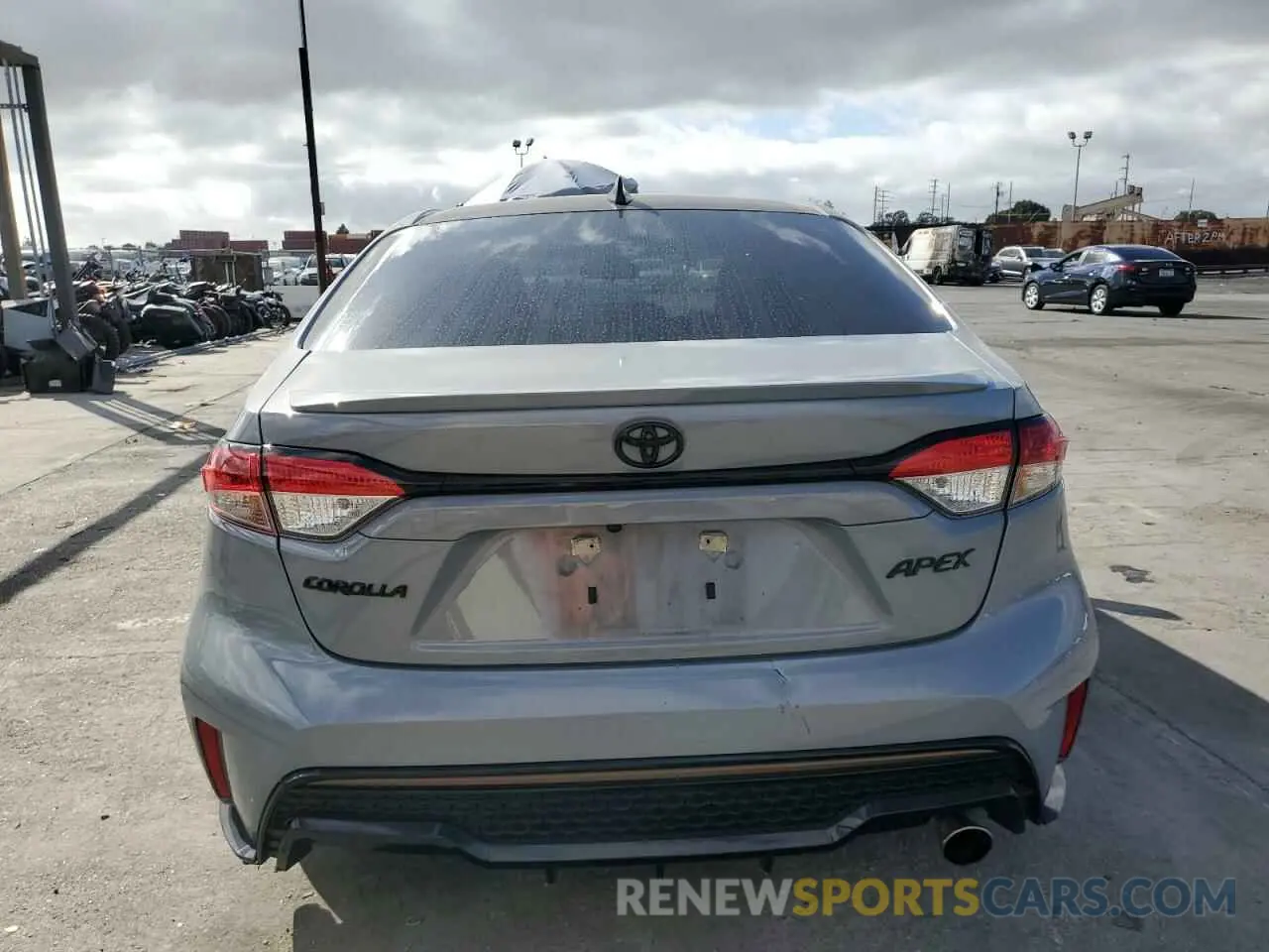 6 Photograph of a damaged car 5YFS4MCE0NP136914 TOYOTA COROLLA 2022