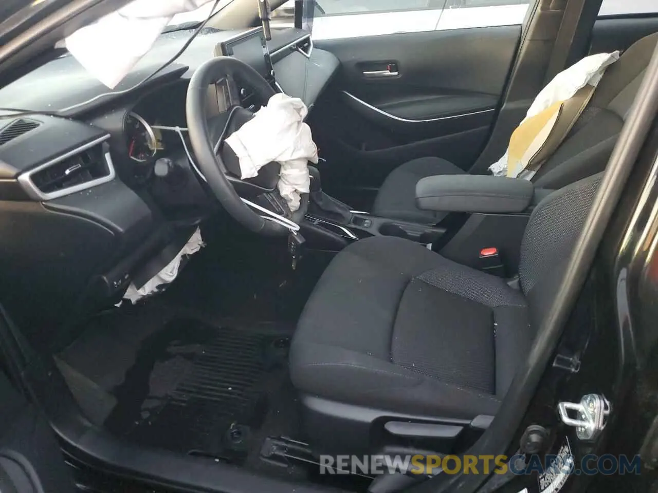 7 Photograph of a damaged car 5YFS4MCE3NP101008 TOYOTA COROLLA 2022