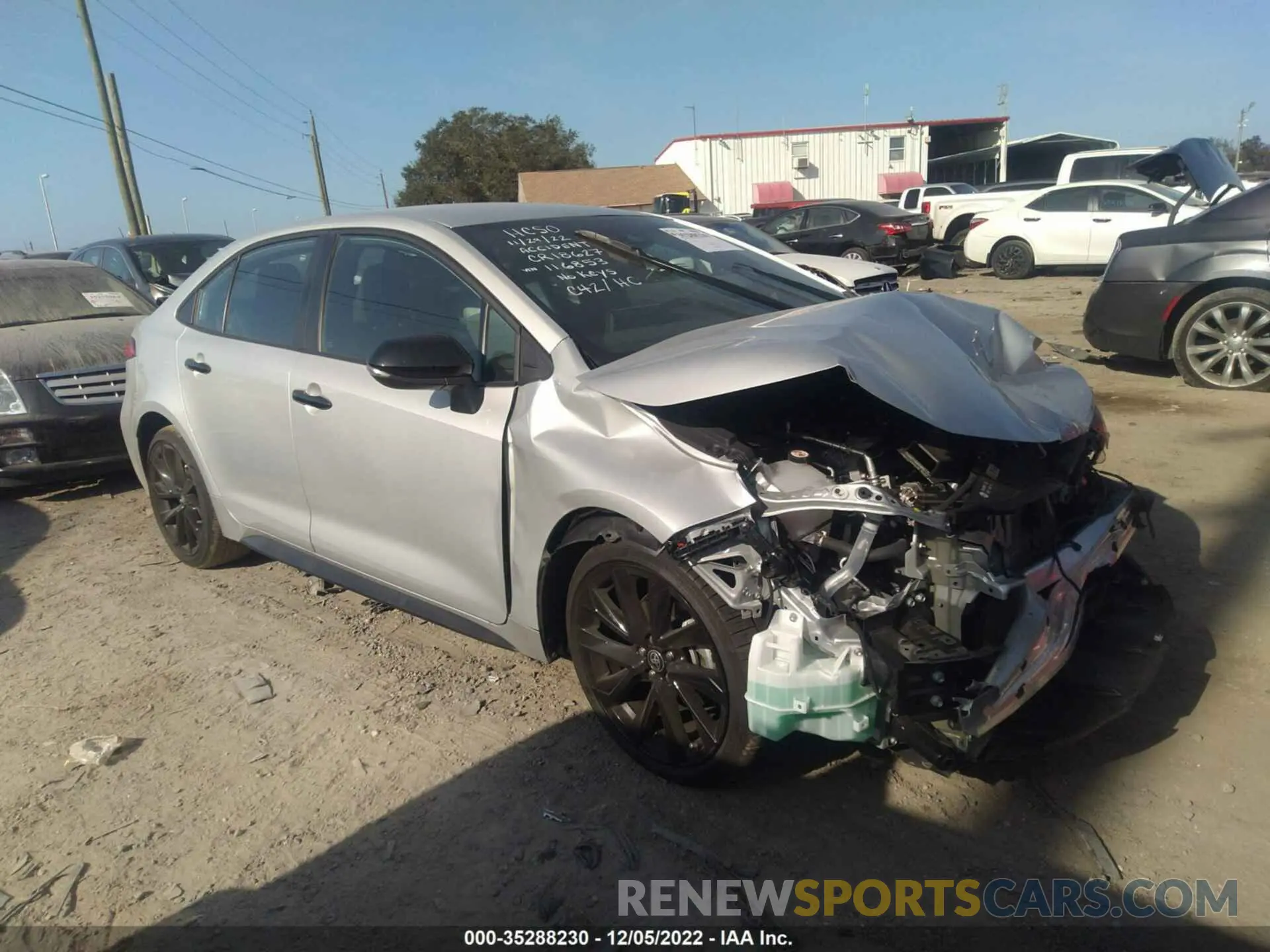 1 Photograph of a damaged car 5YFS4MCE5NP116853 TOYOTA COROLLA 2022
