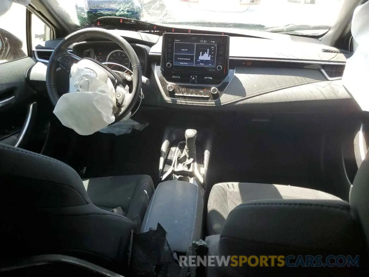 8 Photograph of a damaged car 5YFS4MCE6NP103318 TOYOTA COROLLA 2022