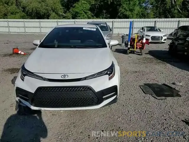 13 Photograph of a damaged car 5YFS4MCE6NP103612 TOYOTA COROLLA 2022